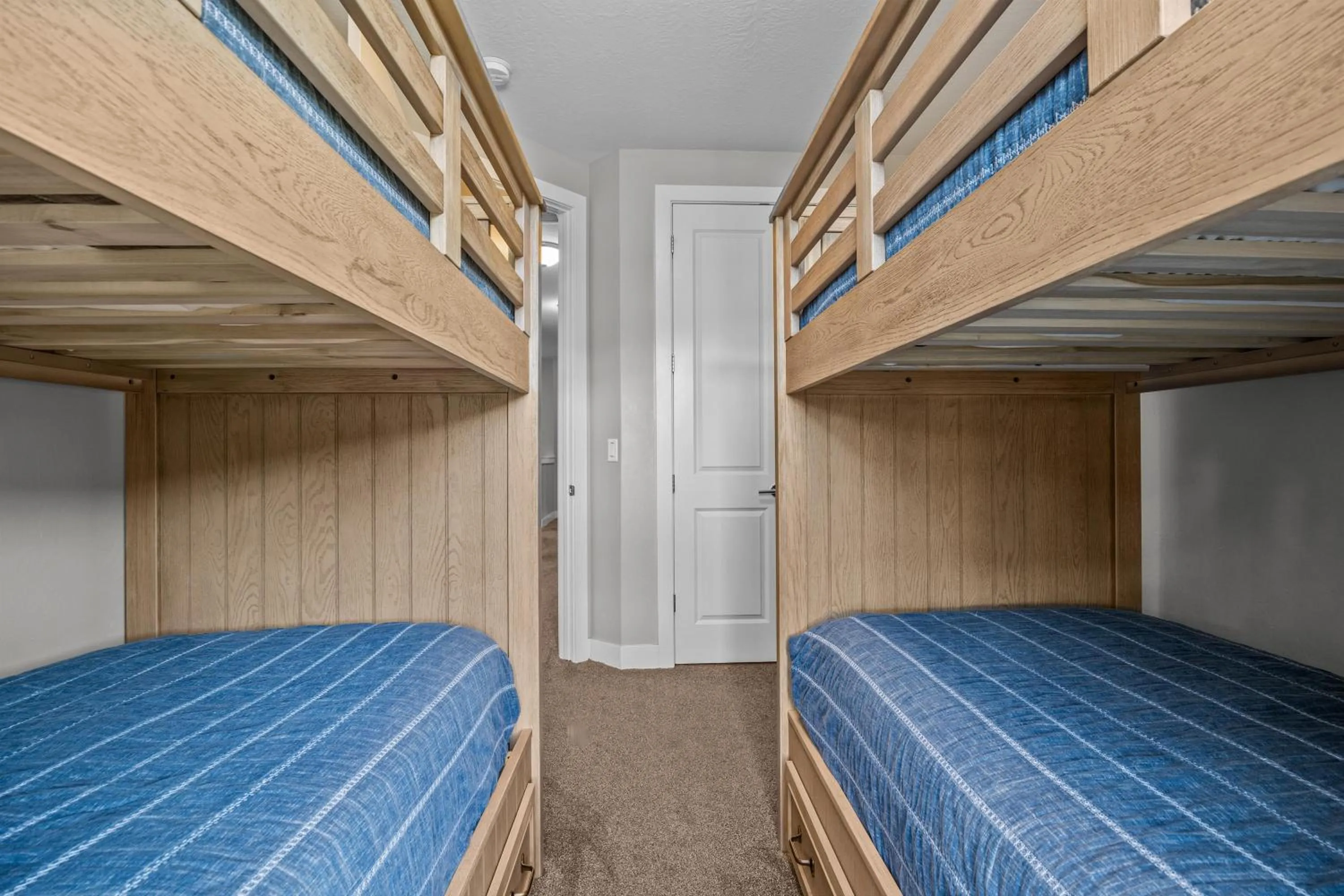 Bed in Entrada at Moab 421