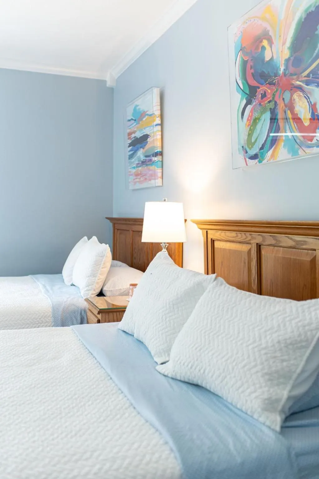 Bed in Biddle Point Inn