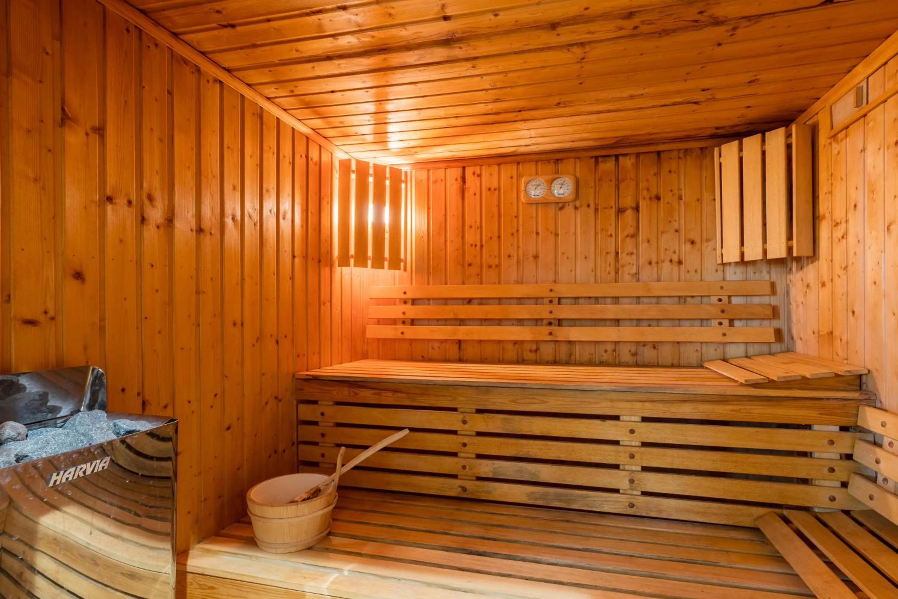 Sauna in Le Moulin Du Landion Hôtel et Spa