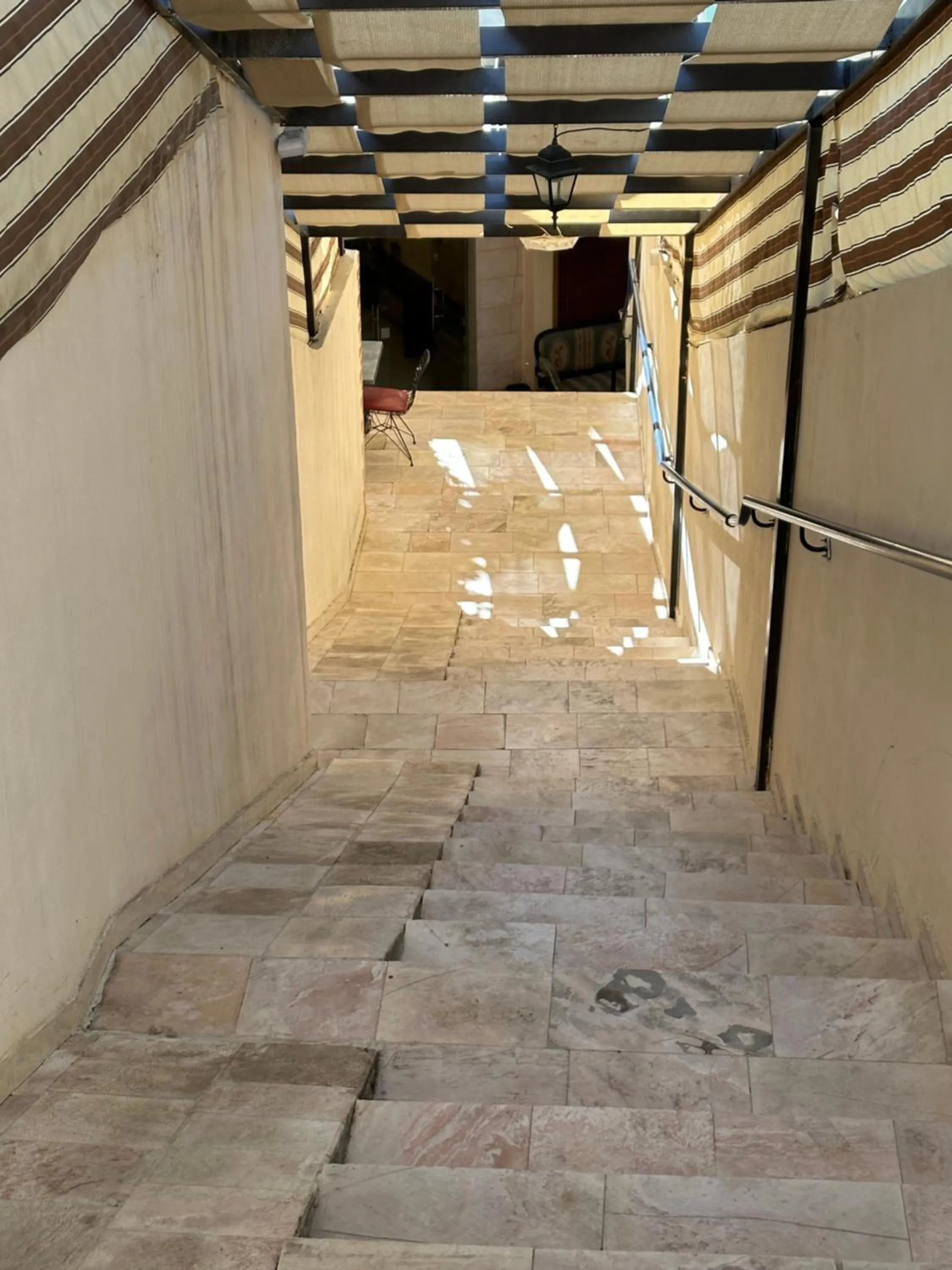 Facade/entrance in Petra Town Check-Inn