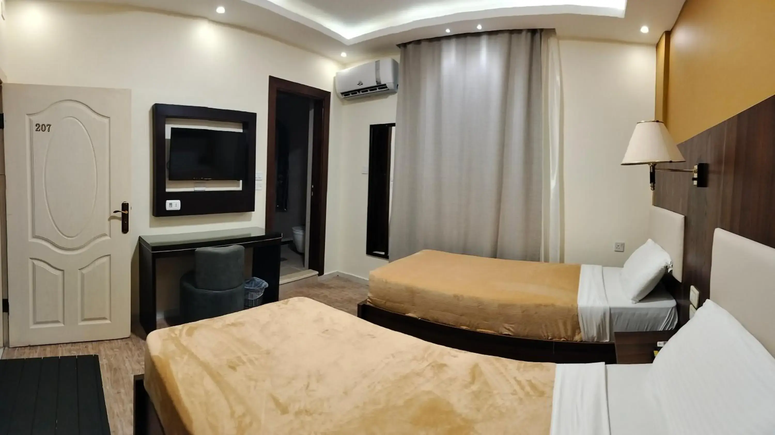 Photo of the whole room, Bed in Petra Town Check-Inn Photo of the whole room, Bed in Petra Town Check-Inn