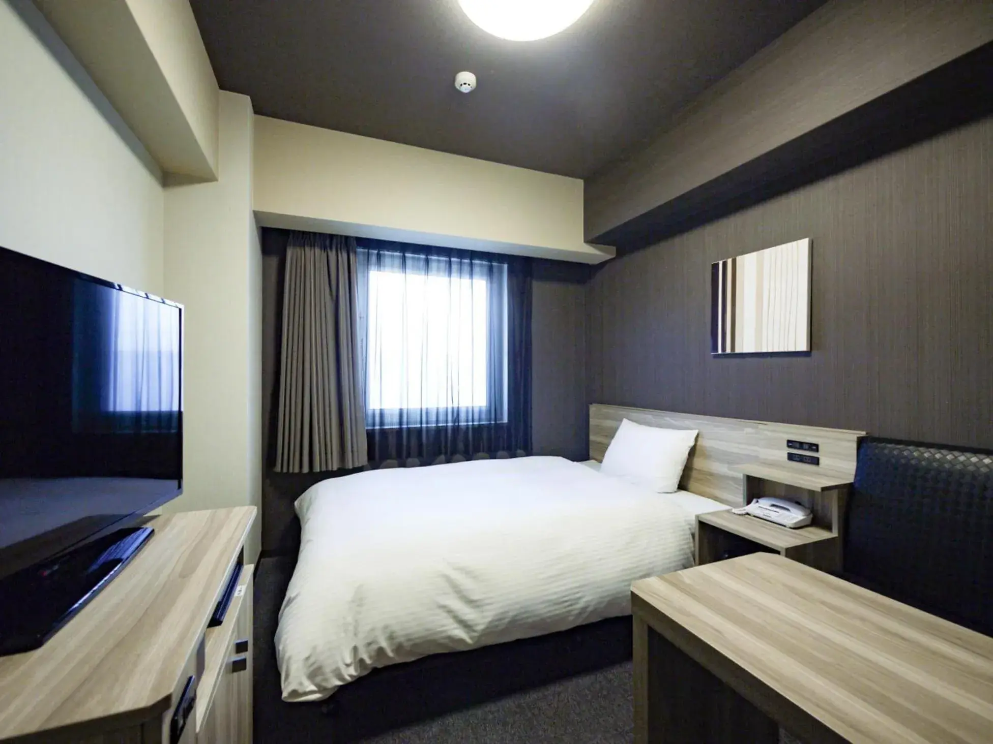 Single Room - single occupancy - Non-Smoking in Hotel Route-Inn Osaka Kishiwada -Higashikishiwada Ekimae Kansai Airport- Single Room - single occupancy - Non-Smoking in Hotel Route-Inn Osaka Kishiwada -Higashikishiwada Ekimae Kansai Airport-