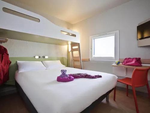 ibis budget Pontault Combault RN4 Marne La Vallée