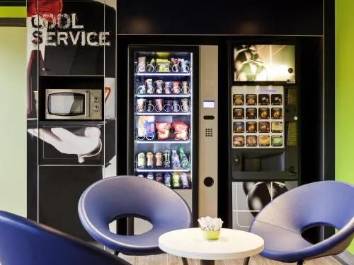 ibis budget Pontault Combault RN4 Marne La Vallée