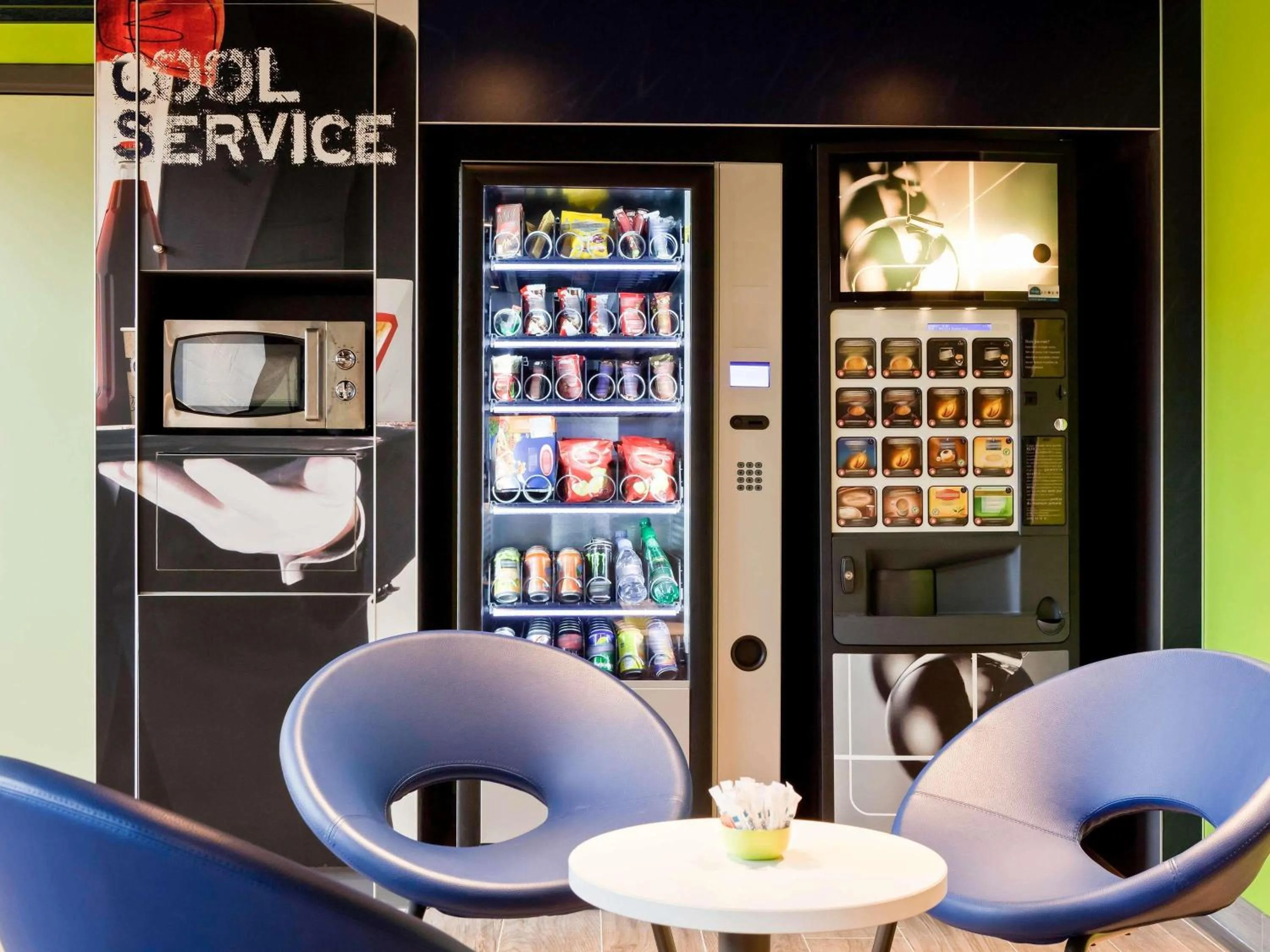 Breakfast in ibis budget Pontault Combault RN4 Marne La Vallée