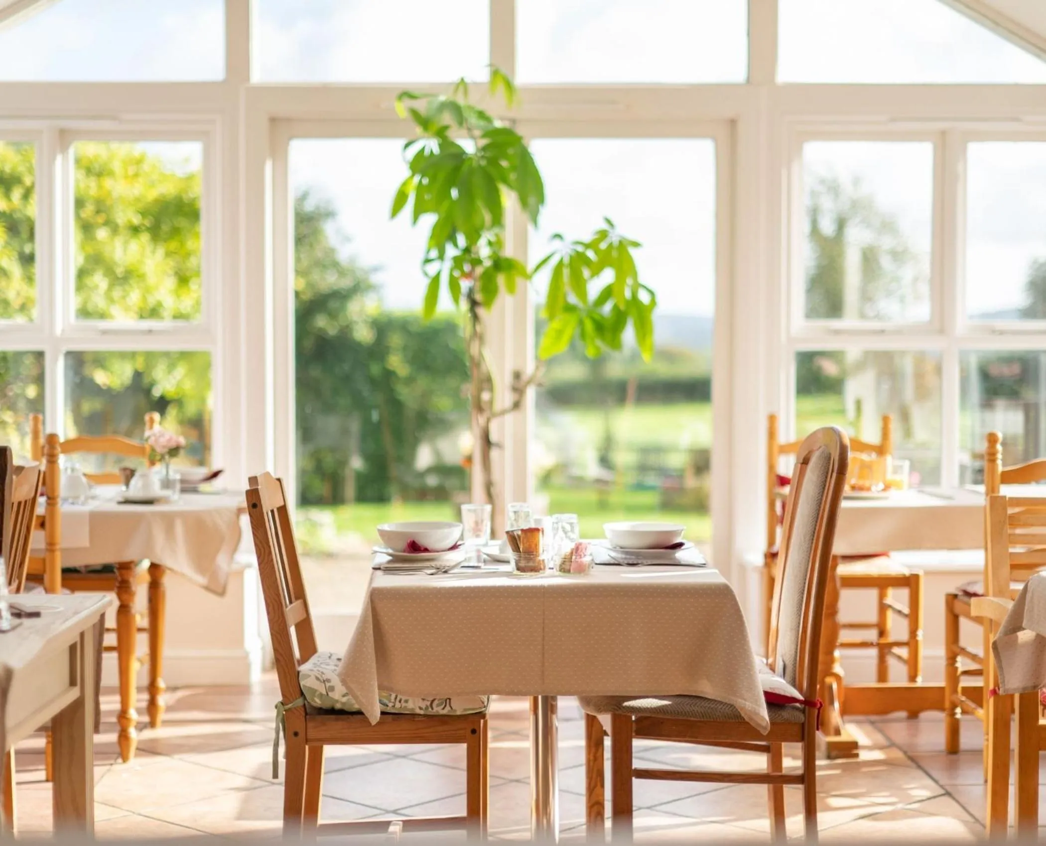 Dining area in Knoll Hill Farm, The Place To Stay