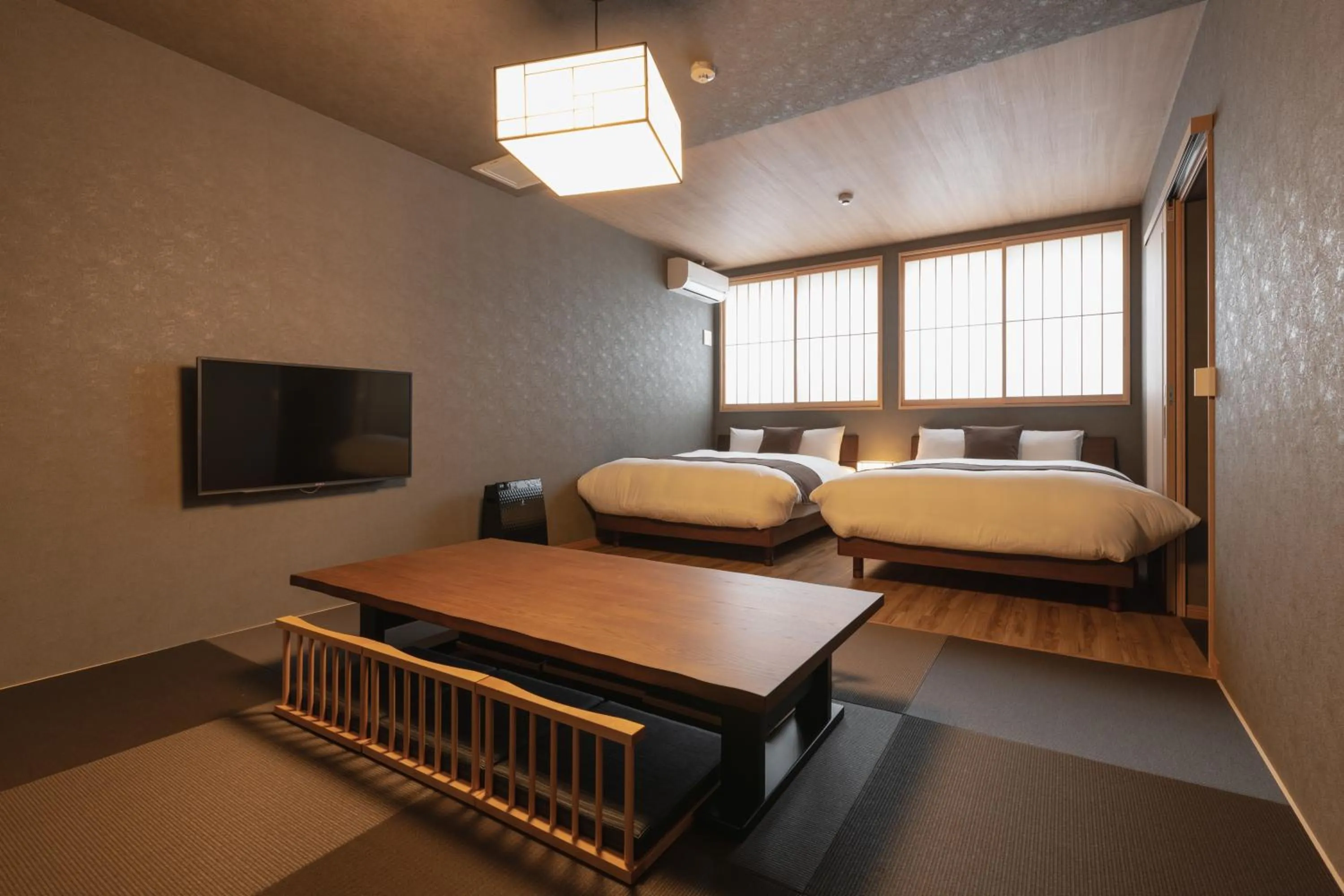 Living room, Bed in BEPPU RIKYU