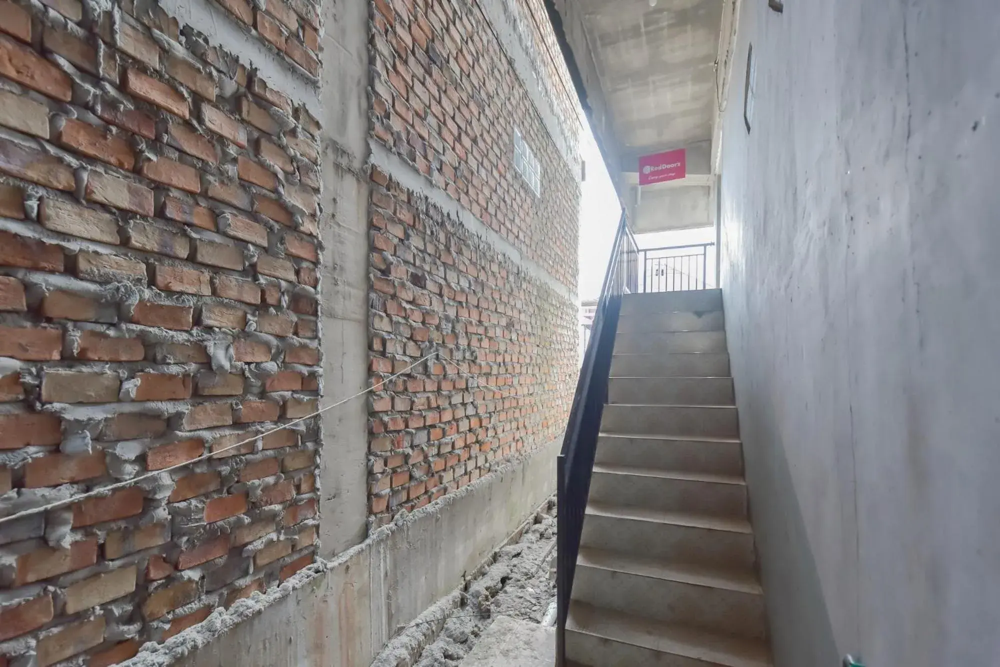 Property building in RedDoorz Syariah near Ramayana Mall Tarakan Property building in RedDoorz Syariah near Ramayana Mall Tarakan