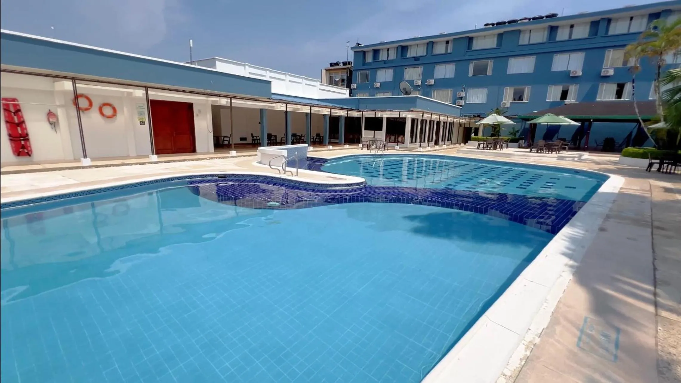 Property building in Hotel Anaconda