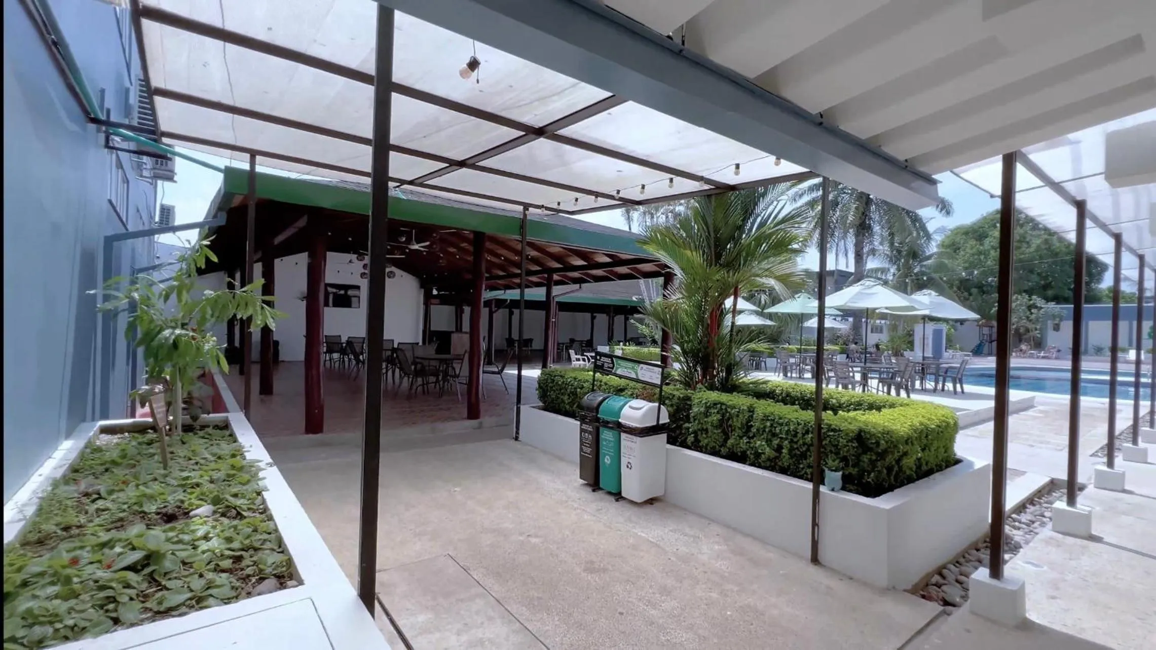 Property building in Hotel Anaconda