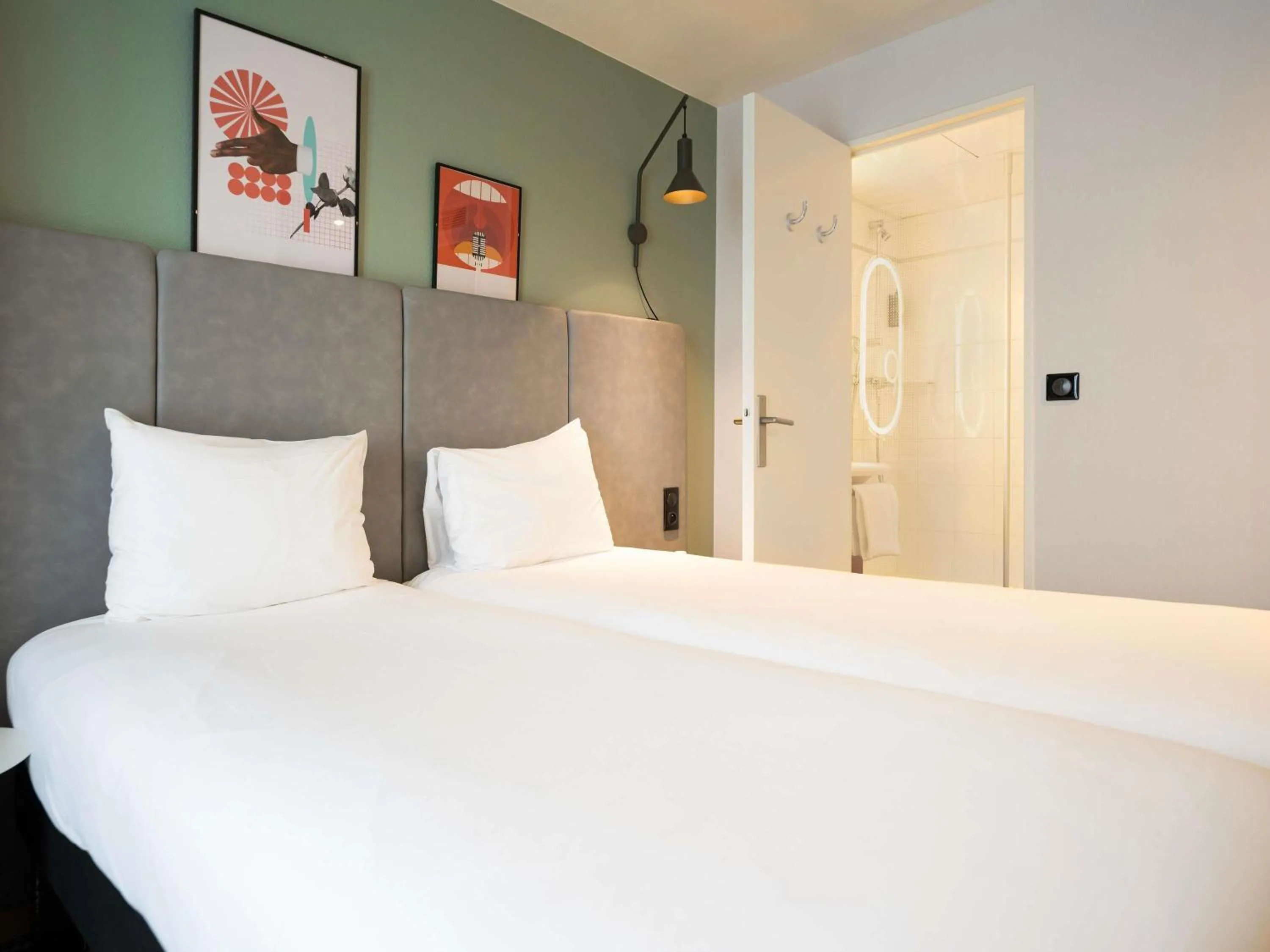 Bedroom, Bed in ibis Paris Gare de Lyon Reuilly