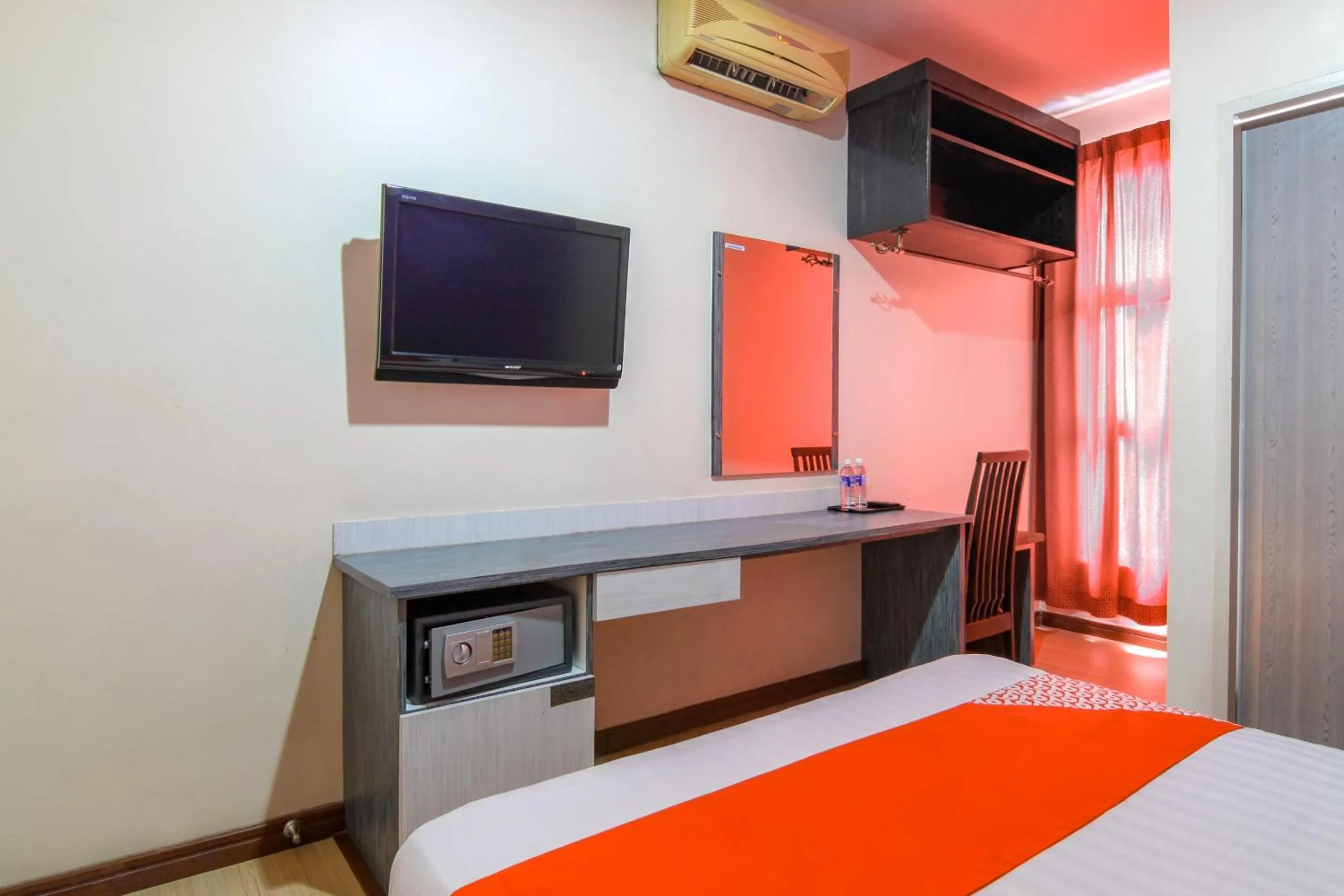 Bedroom, Bed in Hotel O Esplanade