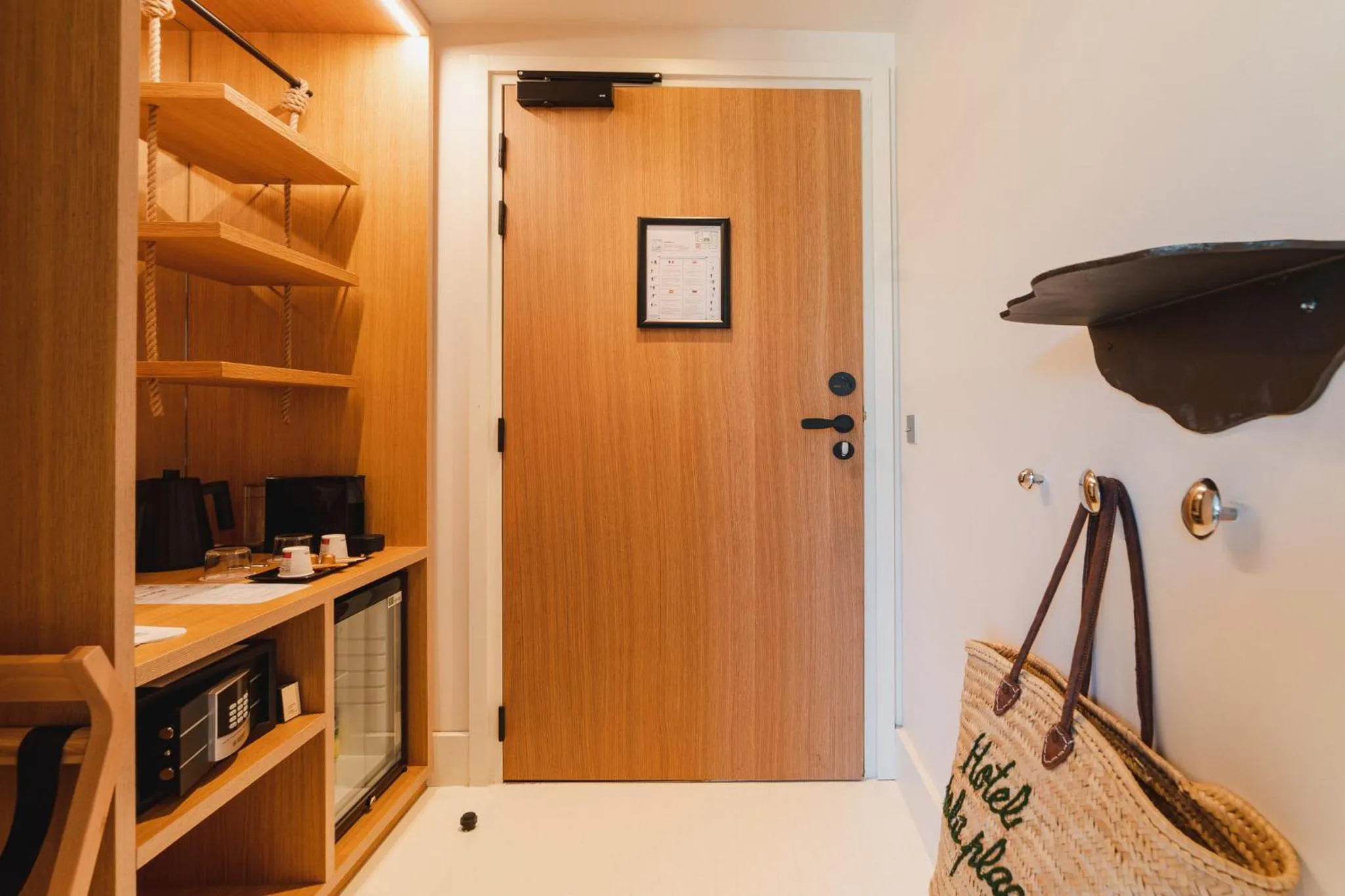 minibar in Hôtel de La Plage