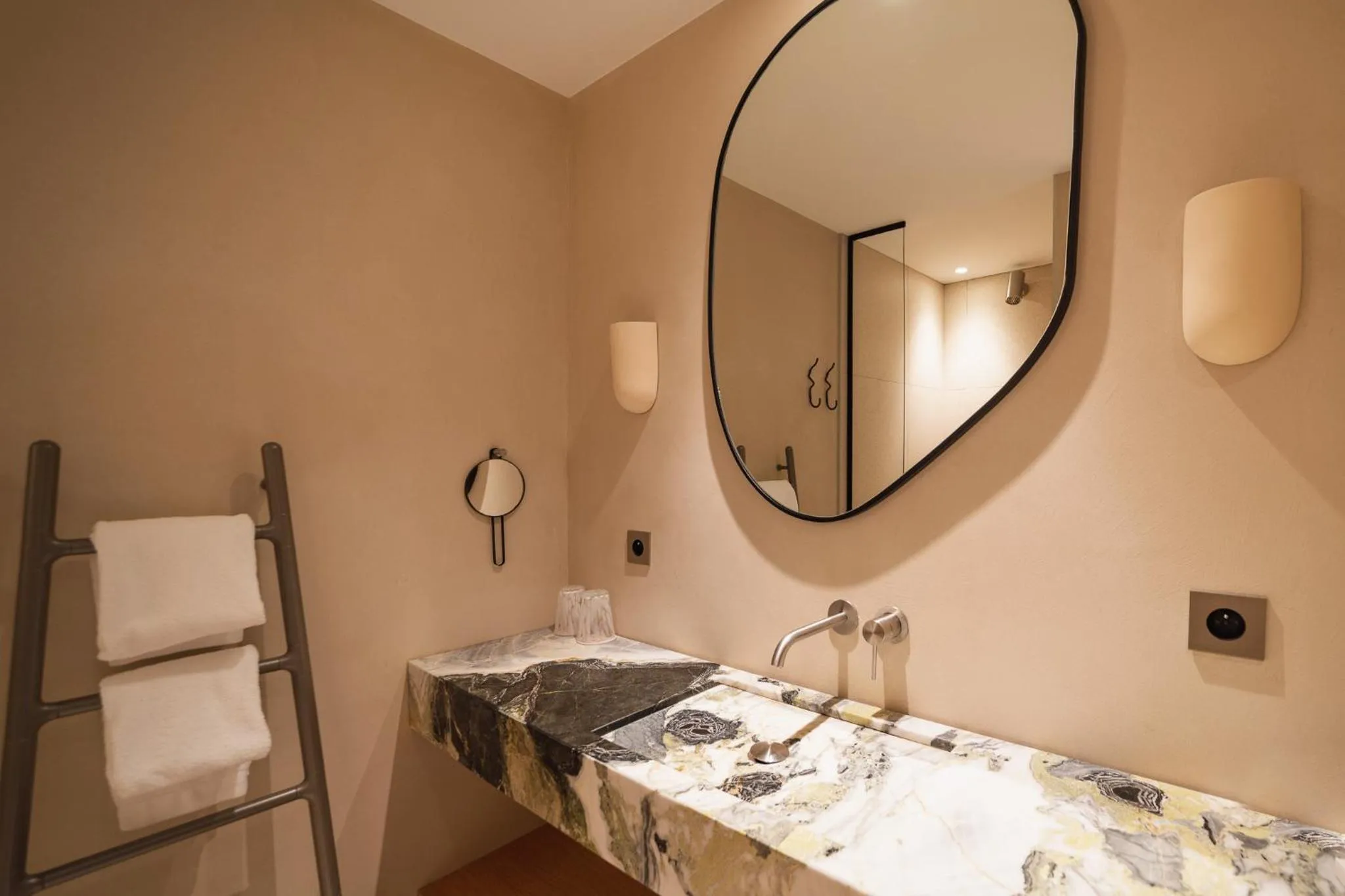 Bathroom in Hôtel de La Plage