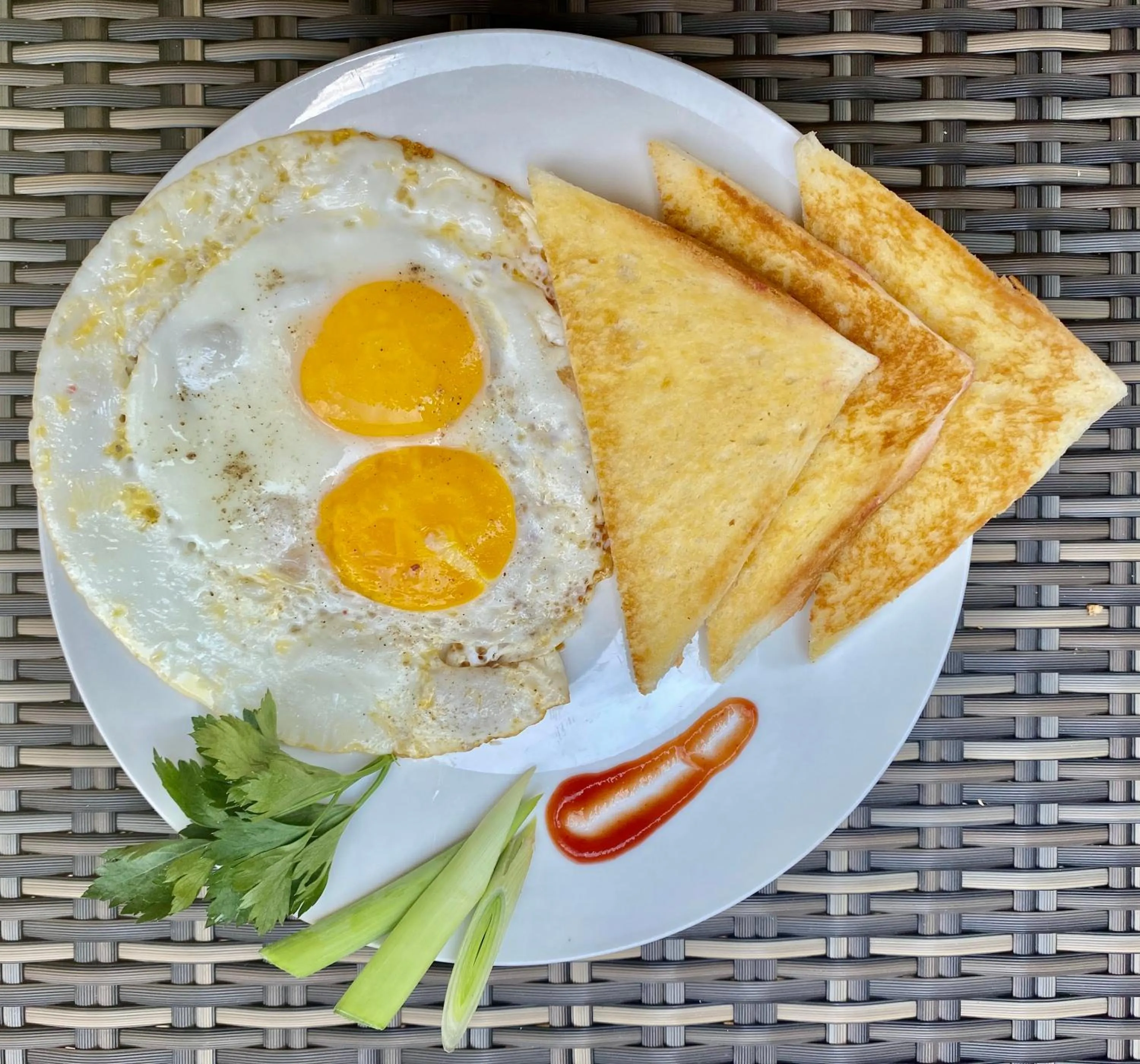 Food in Dugul Hidden