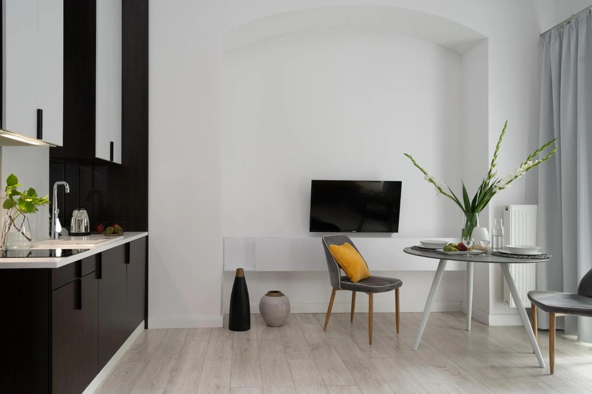 TV and multimedia in AbsyntApartments Old Town Wroclaw