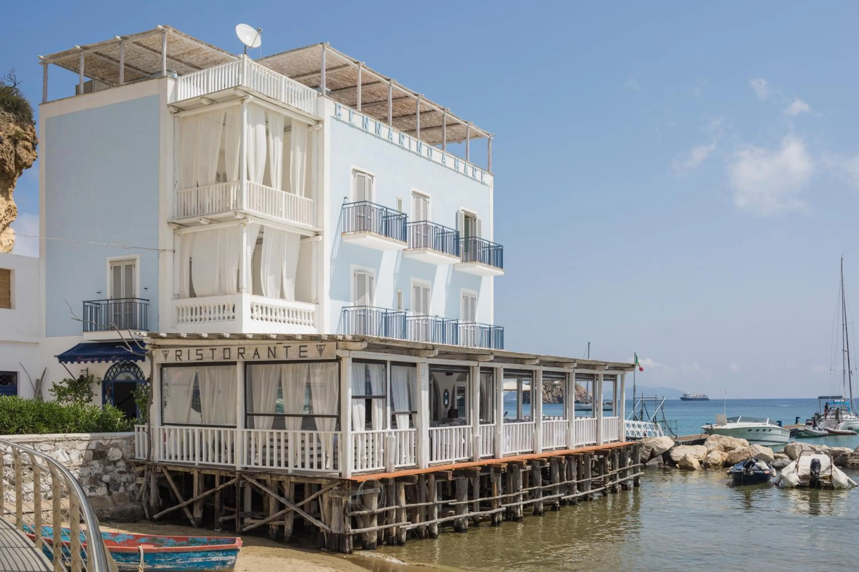 Hotel Gennarino A Mare