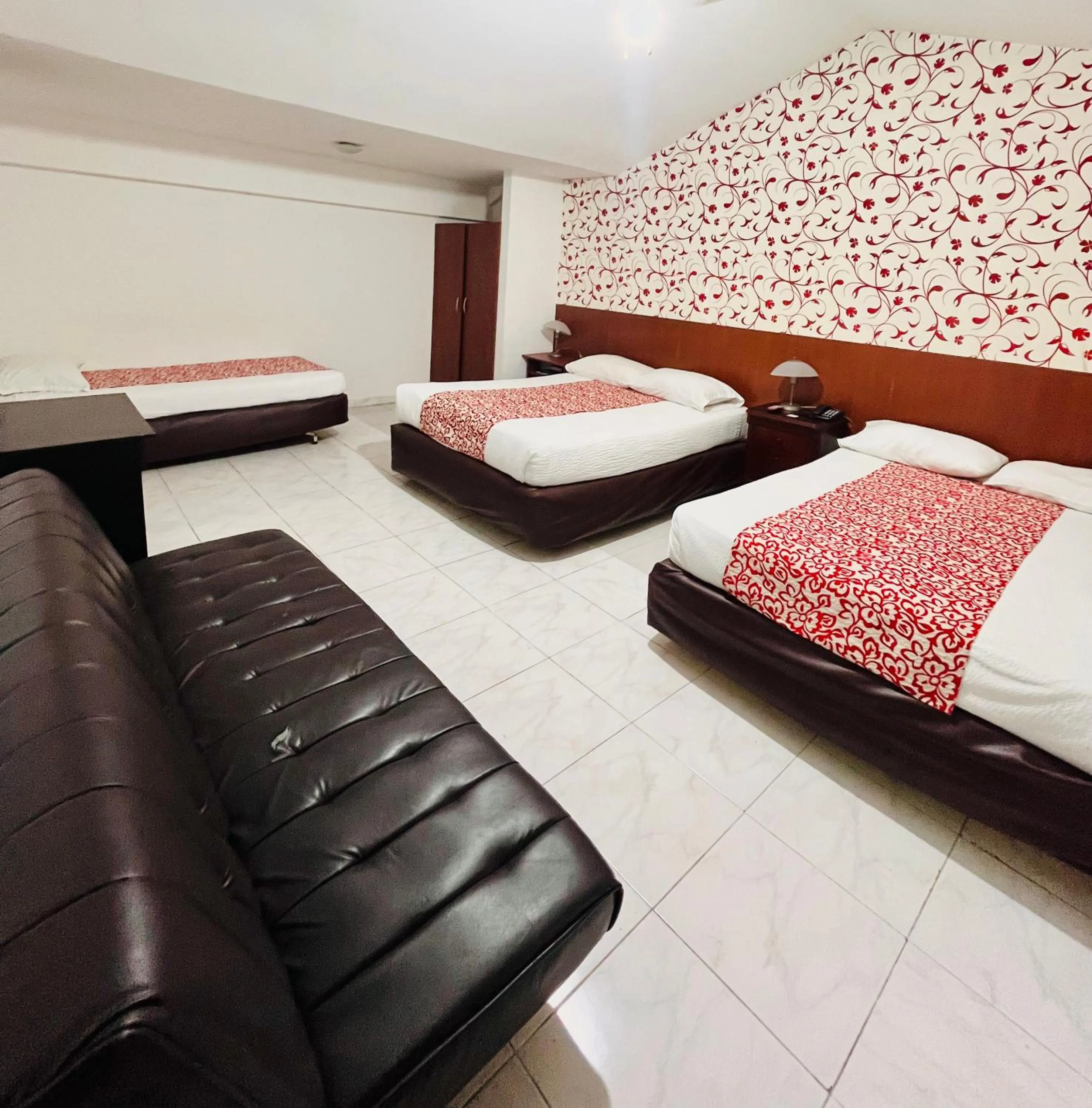 Photo of the whole room, Bed in Hotel Zandu