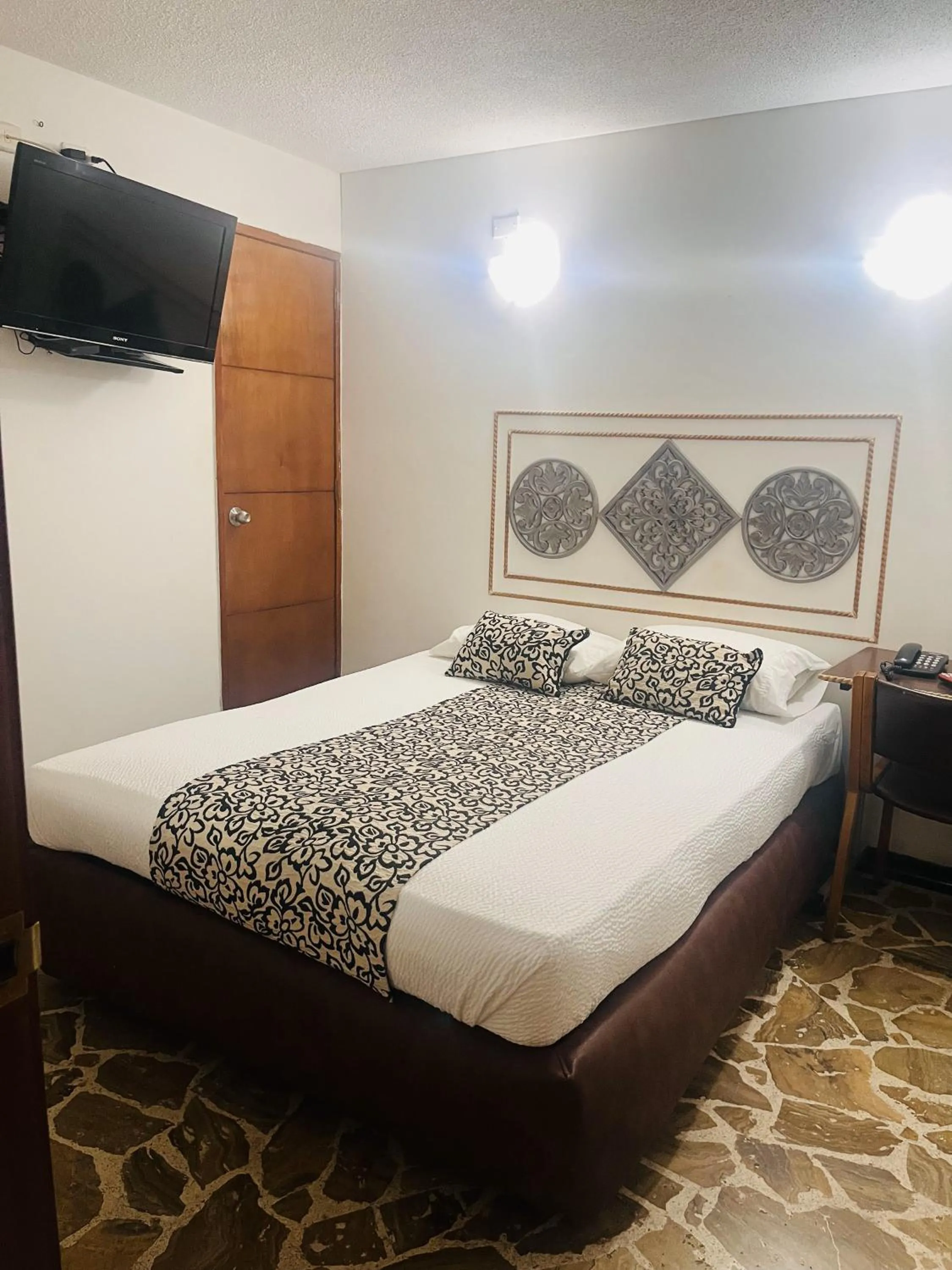 Bed in Hotel Zandu