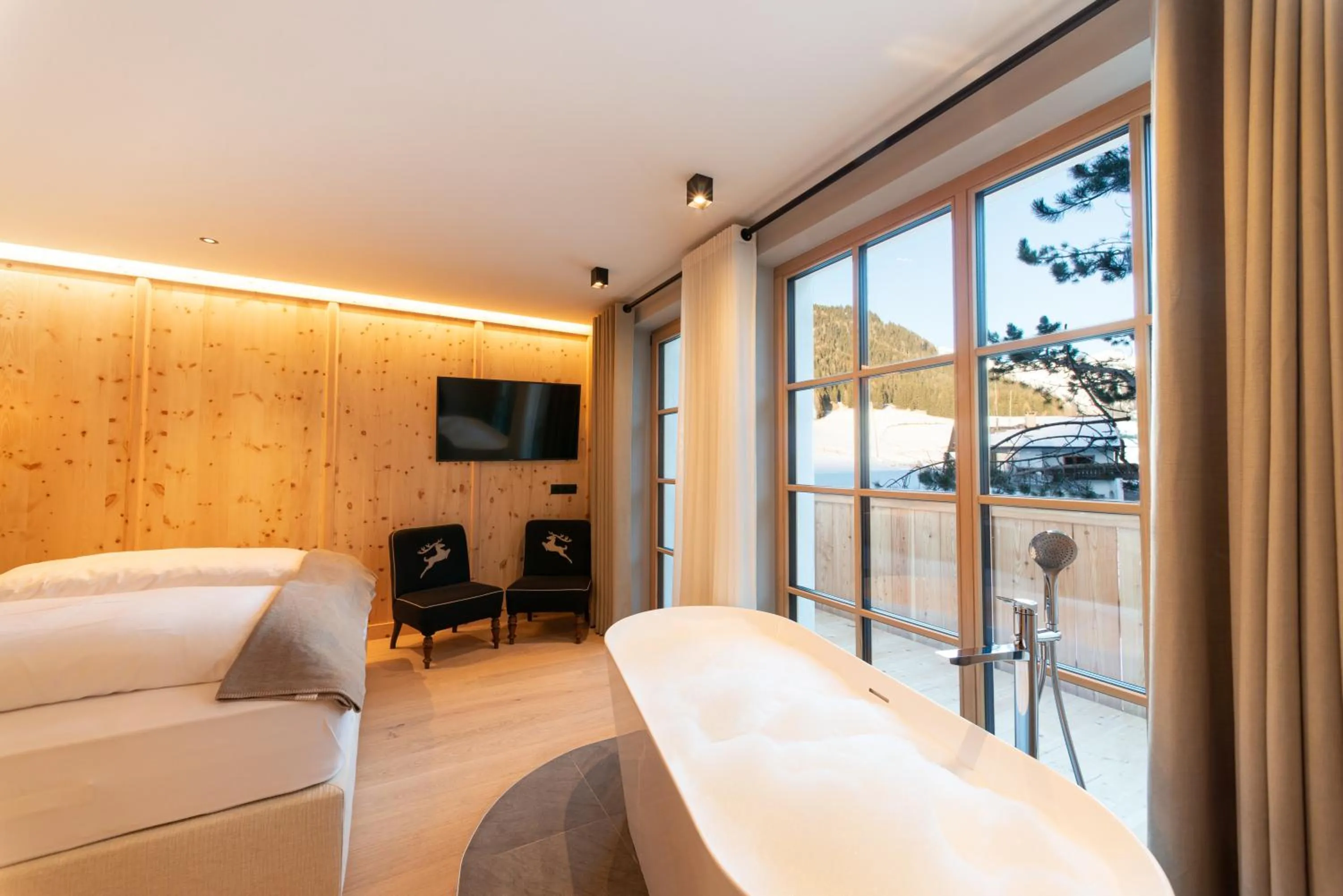 Bed in Penserhof - Alpine Hotel & Restaurant