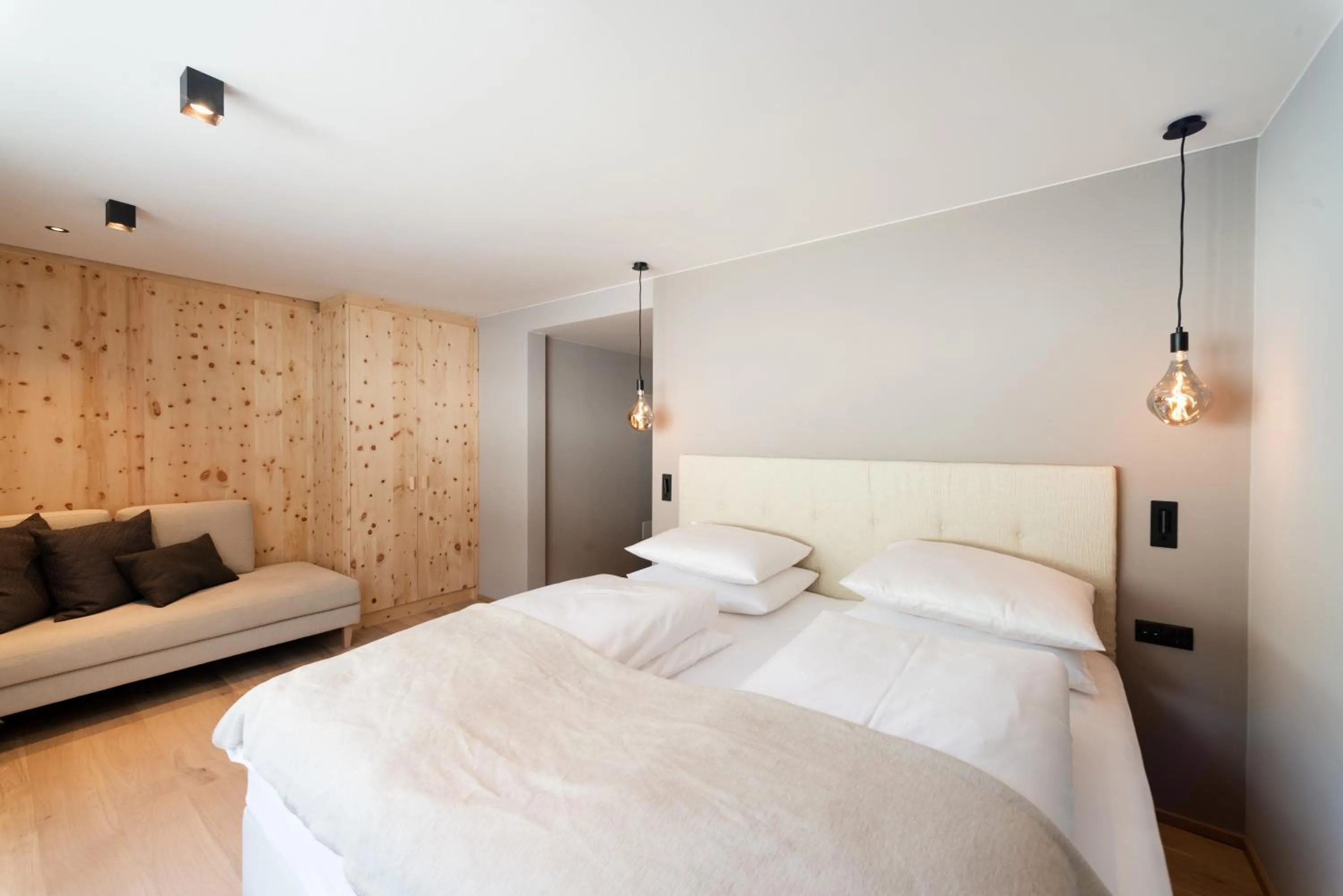 Bed in Penserhof - Alpine Hotel & Restaurant