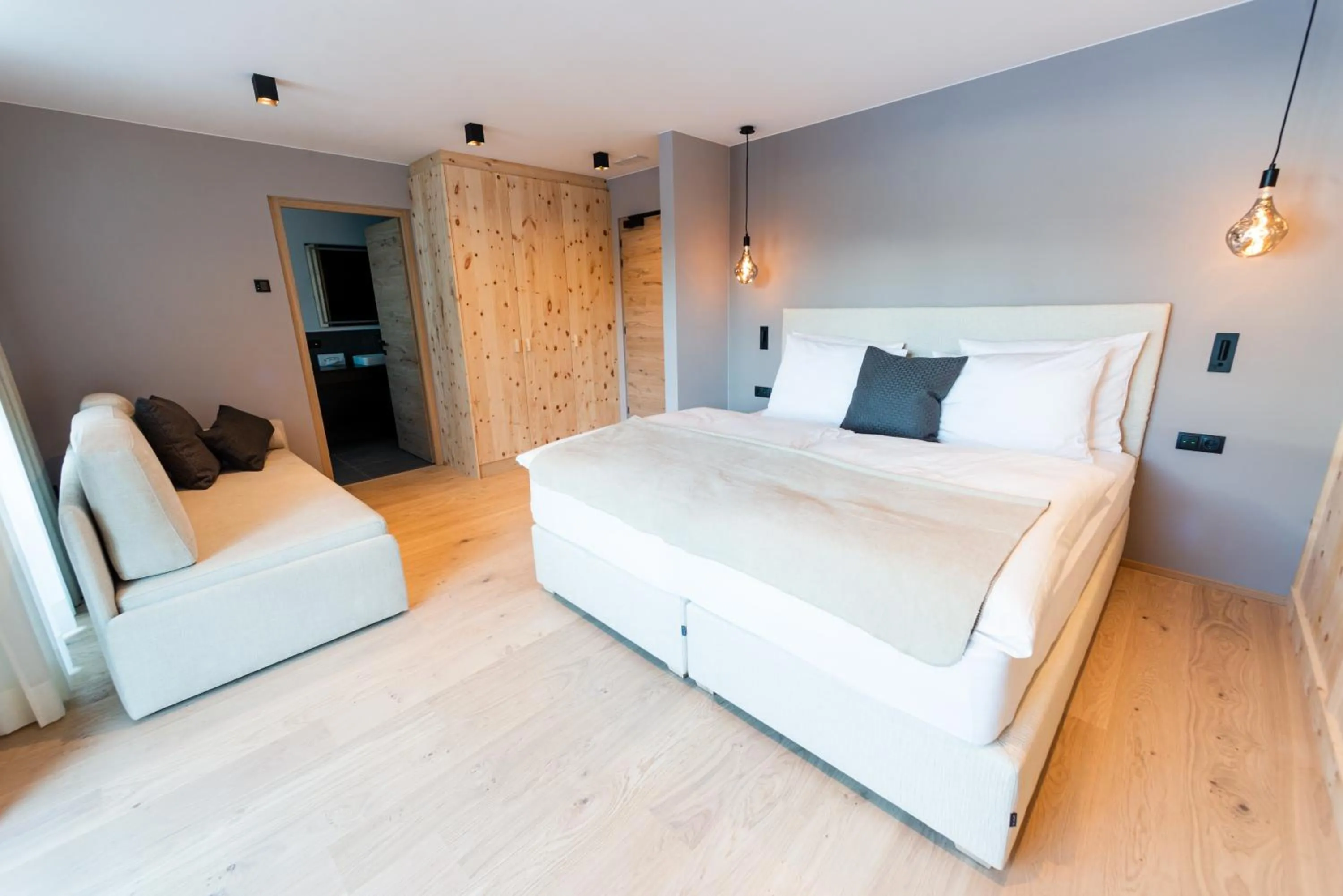 Photo of the whole room, Bed in Penserhof - Alpine Hotel & Restaurant