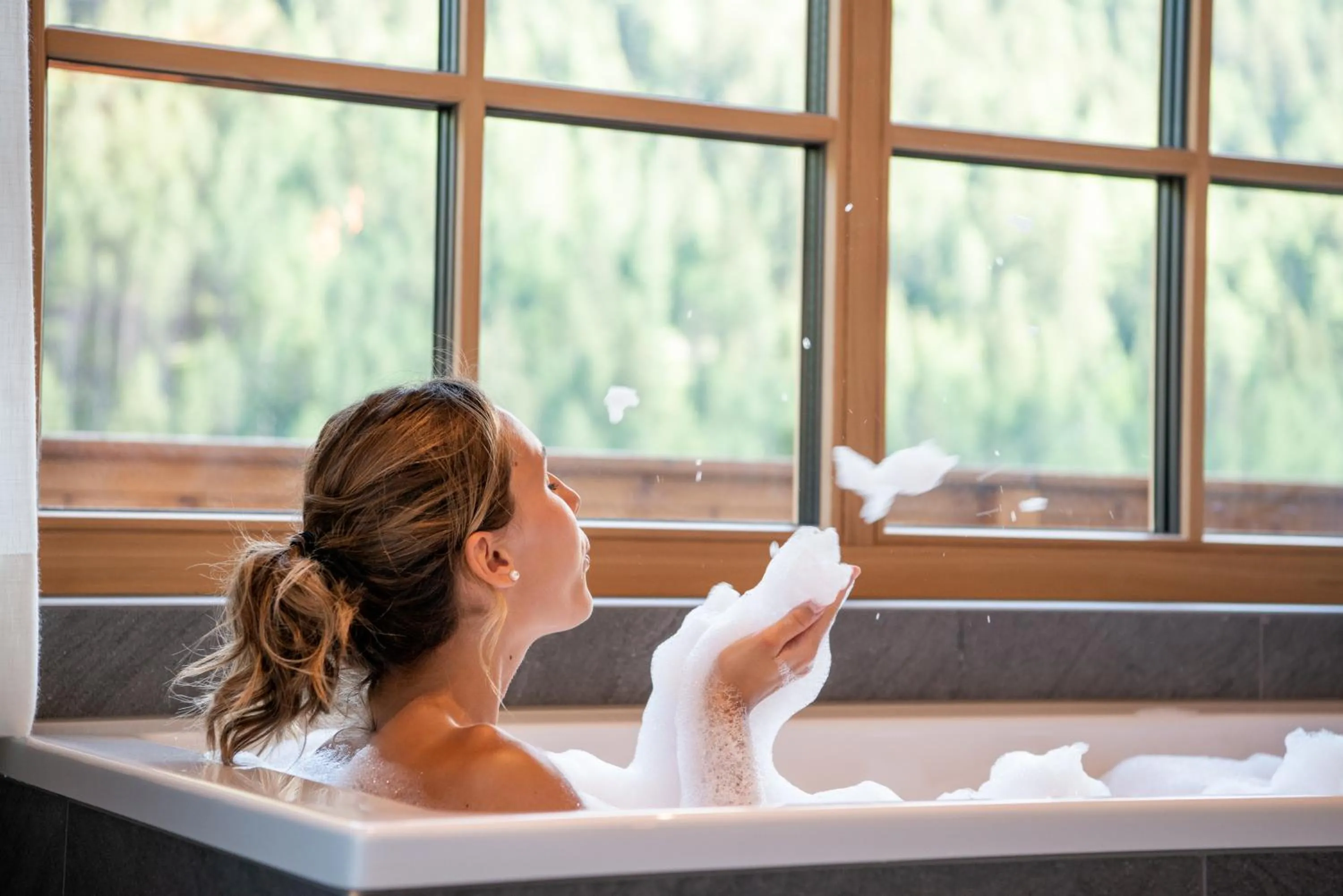 Bath in Penserhof - Alpine Hotel & Restaurant