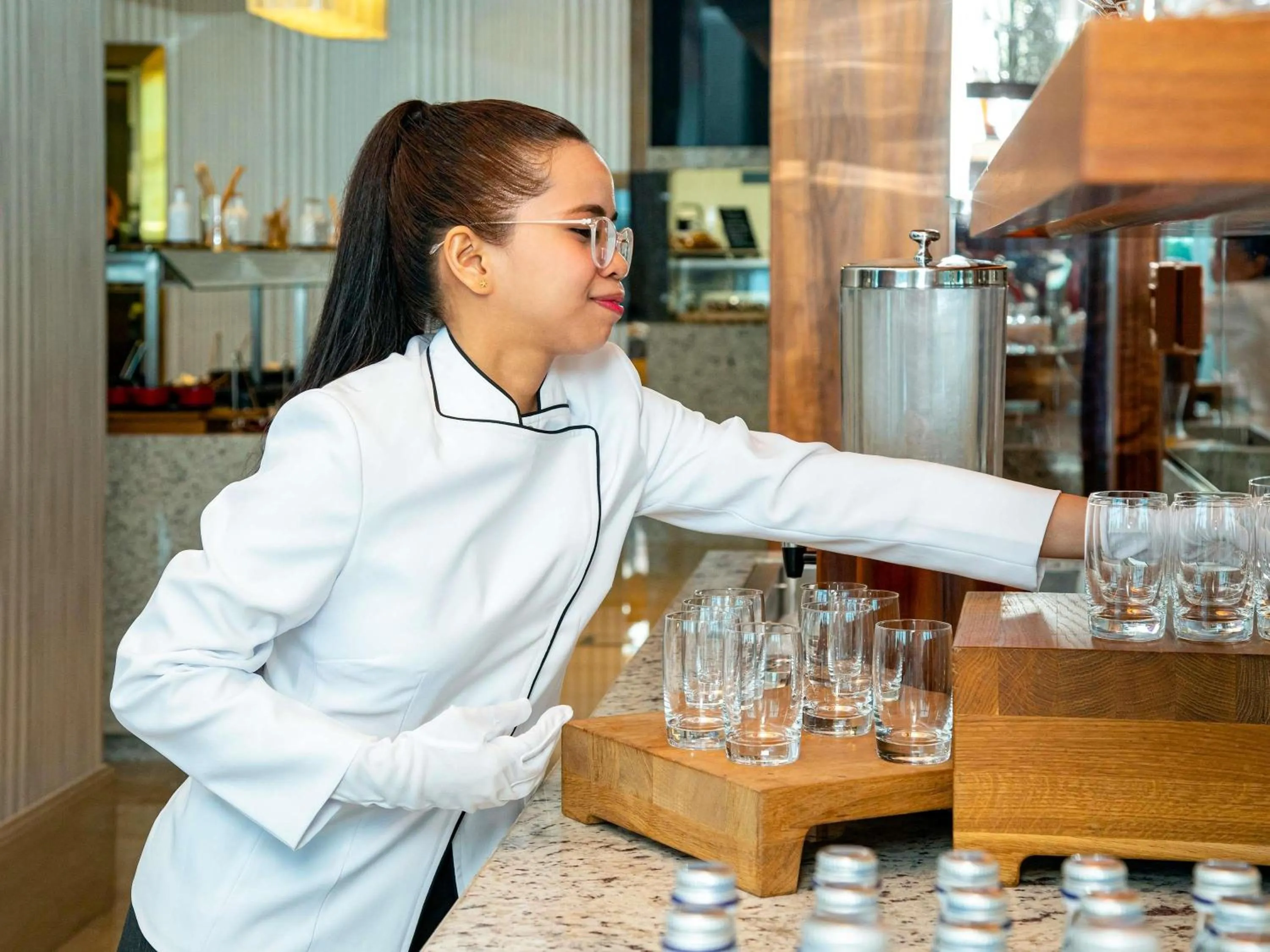 Lounge or bar in Movenpick Waterpark Resort & Spa Soma Bay