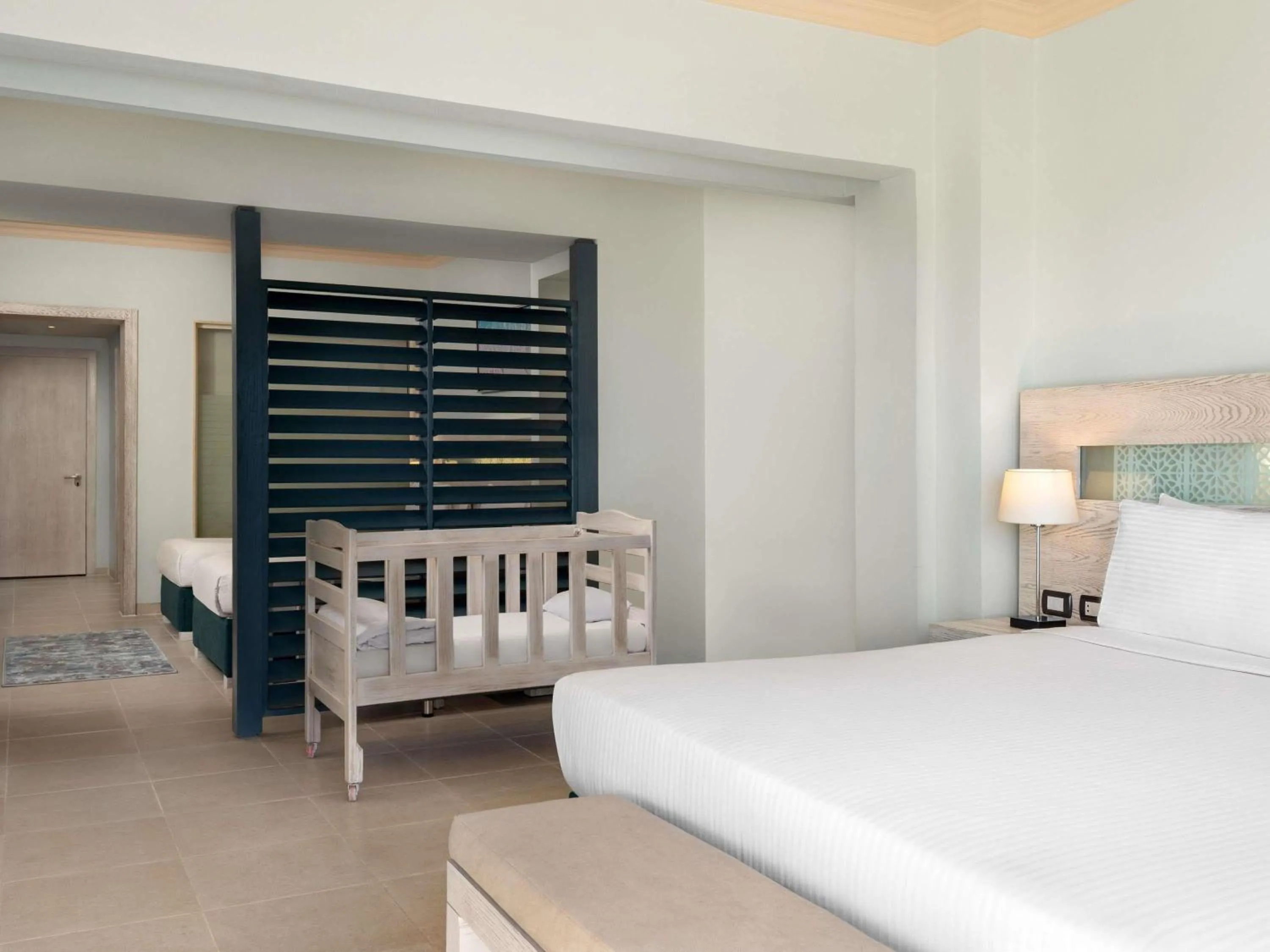 Bedroom, Bed in Movenpick Waterpark Resort & Spa Soma Bay