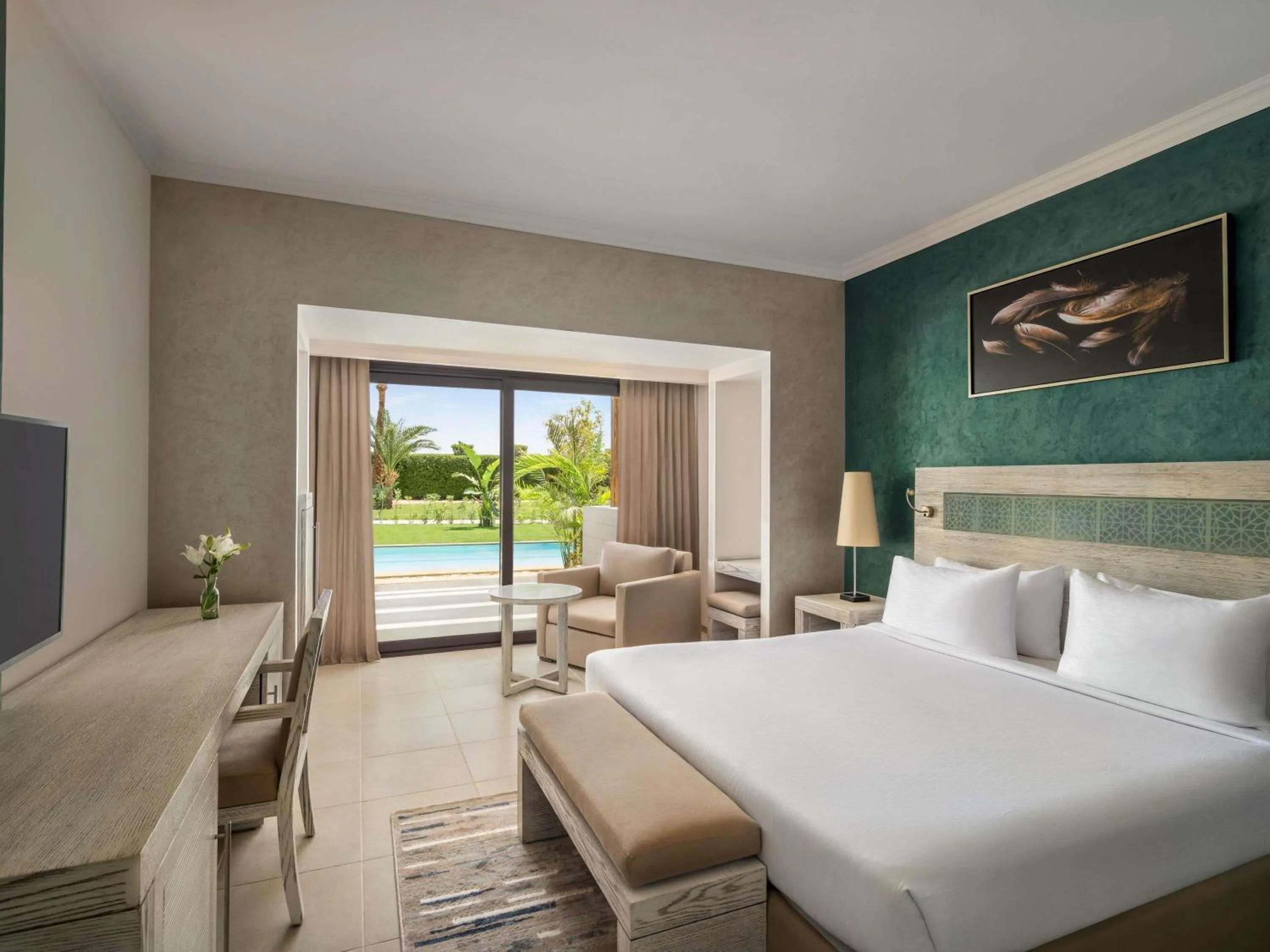 Bedroom, Bed in Movenpick Waterpark Resort & Spa Soma Bay