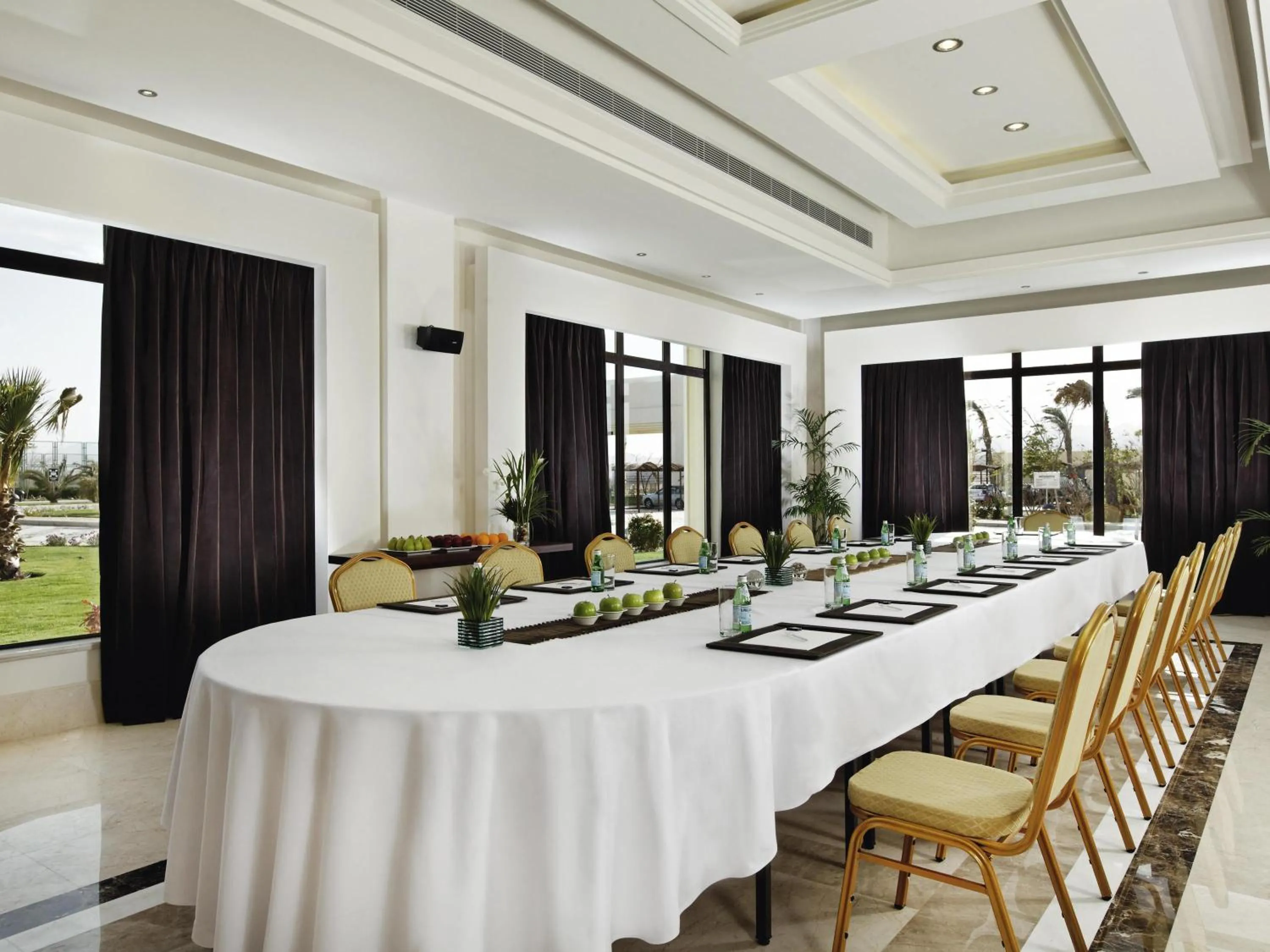 Meeting/conference room in Movenpick Waterpark Resort & Spa Soma Bay