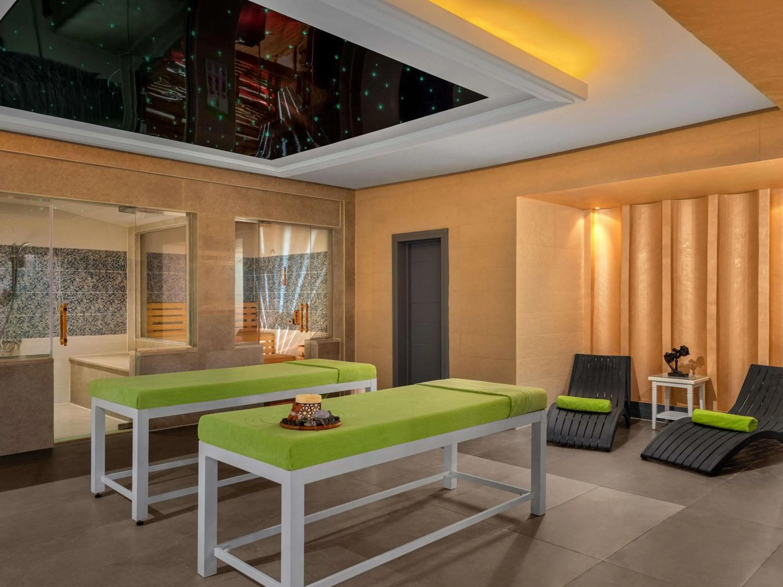 Spa and wellness centre/facilities in Movenpick Waterpark Resort & Spa Soma Bay