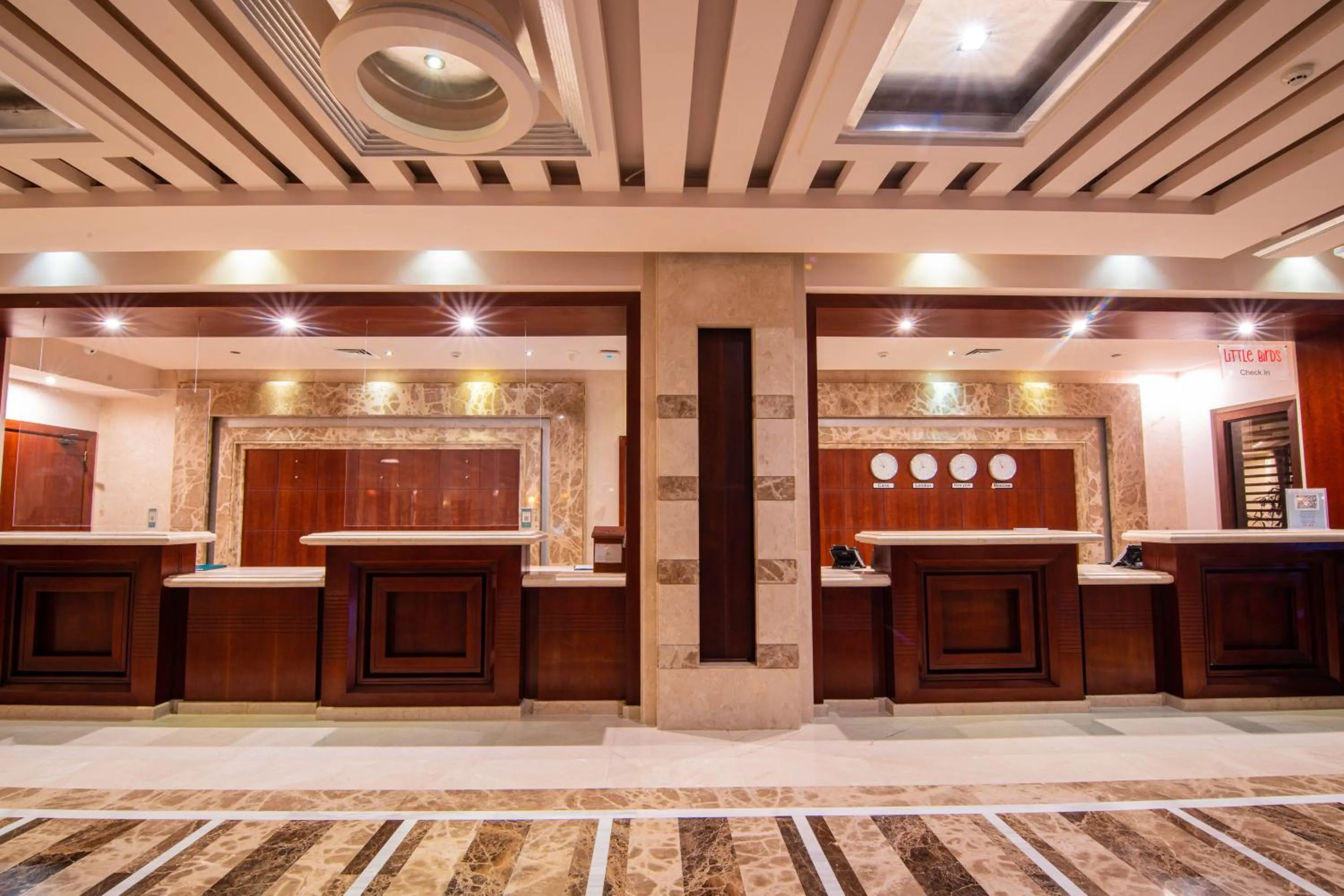 Lobby or reception in Movenpick Waterpark Resort & Spa Soma Bay