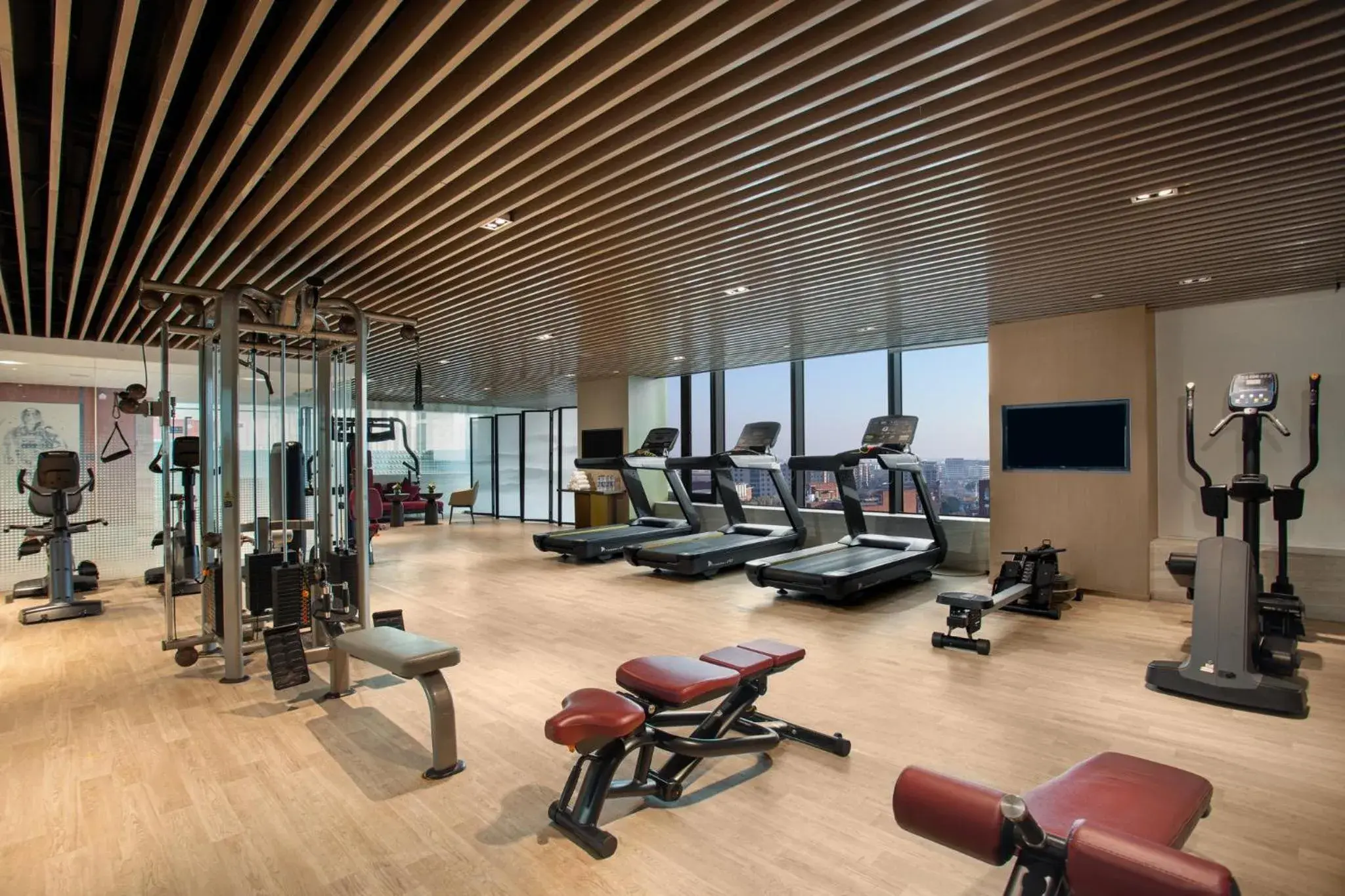 Fitness centre/facilities in voco Shanghai Hongqiao Hub by IHG - 20 Mins drive to Shanghai Hongqiao Int'l Airport And NECC Fitness centre/facilities in voco Shanghai Hongqiao Hub by IHG - 20 Mins drive to Shanghai Hongqiao Int'l Airport And NECC