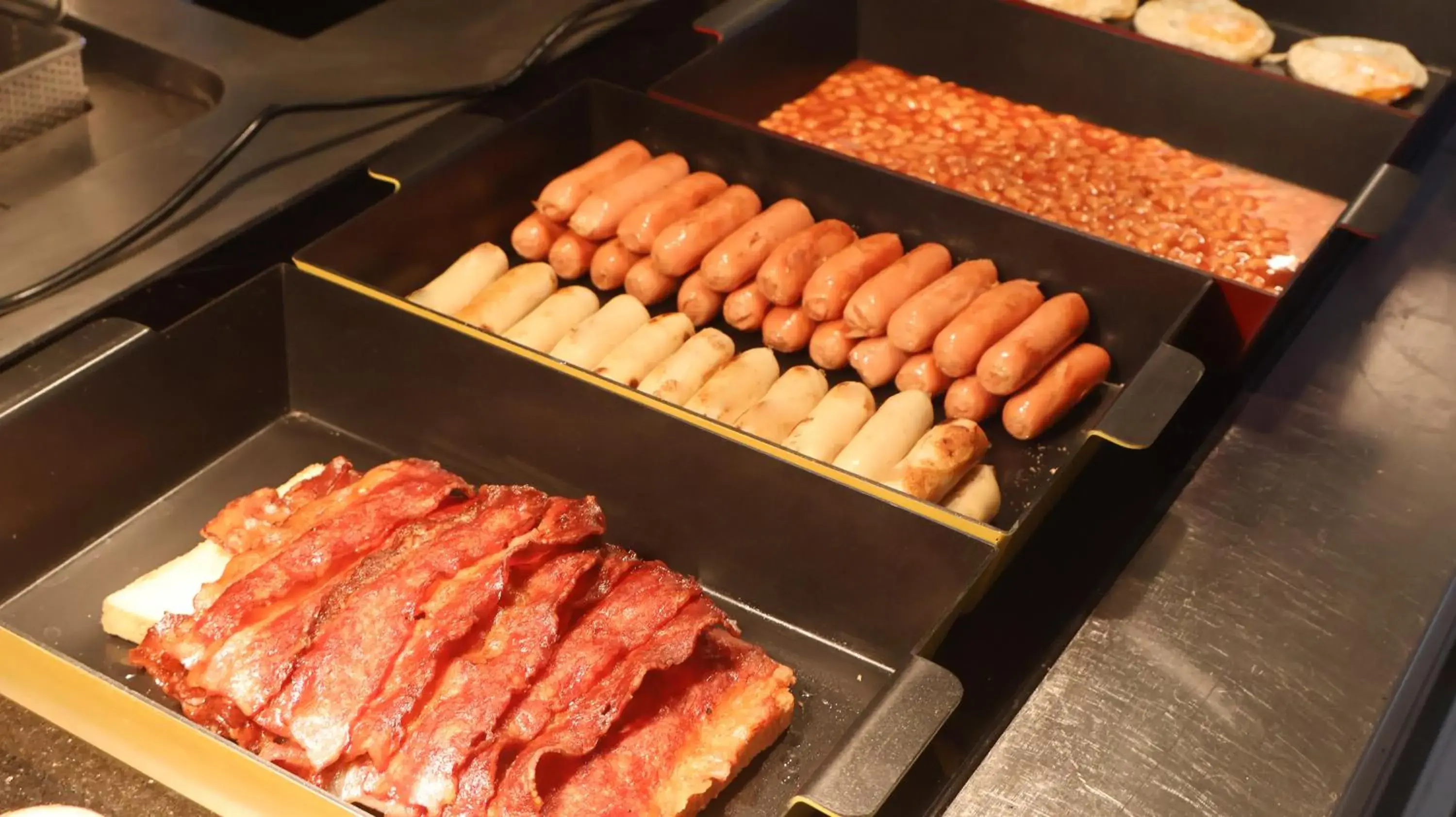 Breakfast in voco Shanghai Hongqiao Hub by IHG - 20 Mins drive to Shanghai Hongqiao Int'l Airport And NECC Breakfast in voco Shanghai Hongqiao Hub by IHG - 20 Mins drive to Shanghai Hongqiao Int'l Airport And NECC