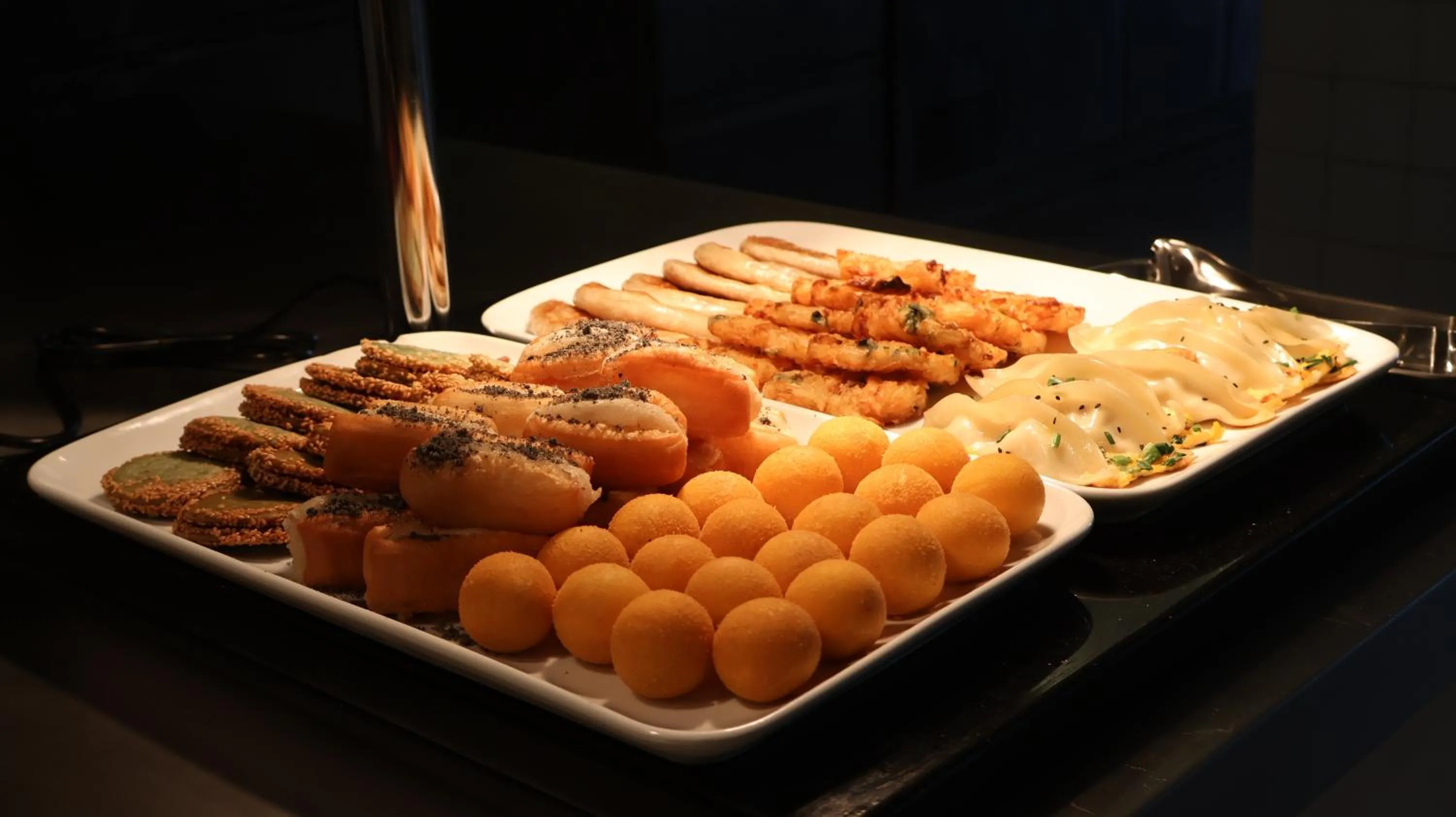 Breakfast in voco Shanghai Hongqiao Hub by IHG - 20 Mins drive to Shanghai Hongqiao Int'l Airport And NECC