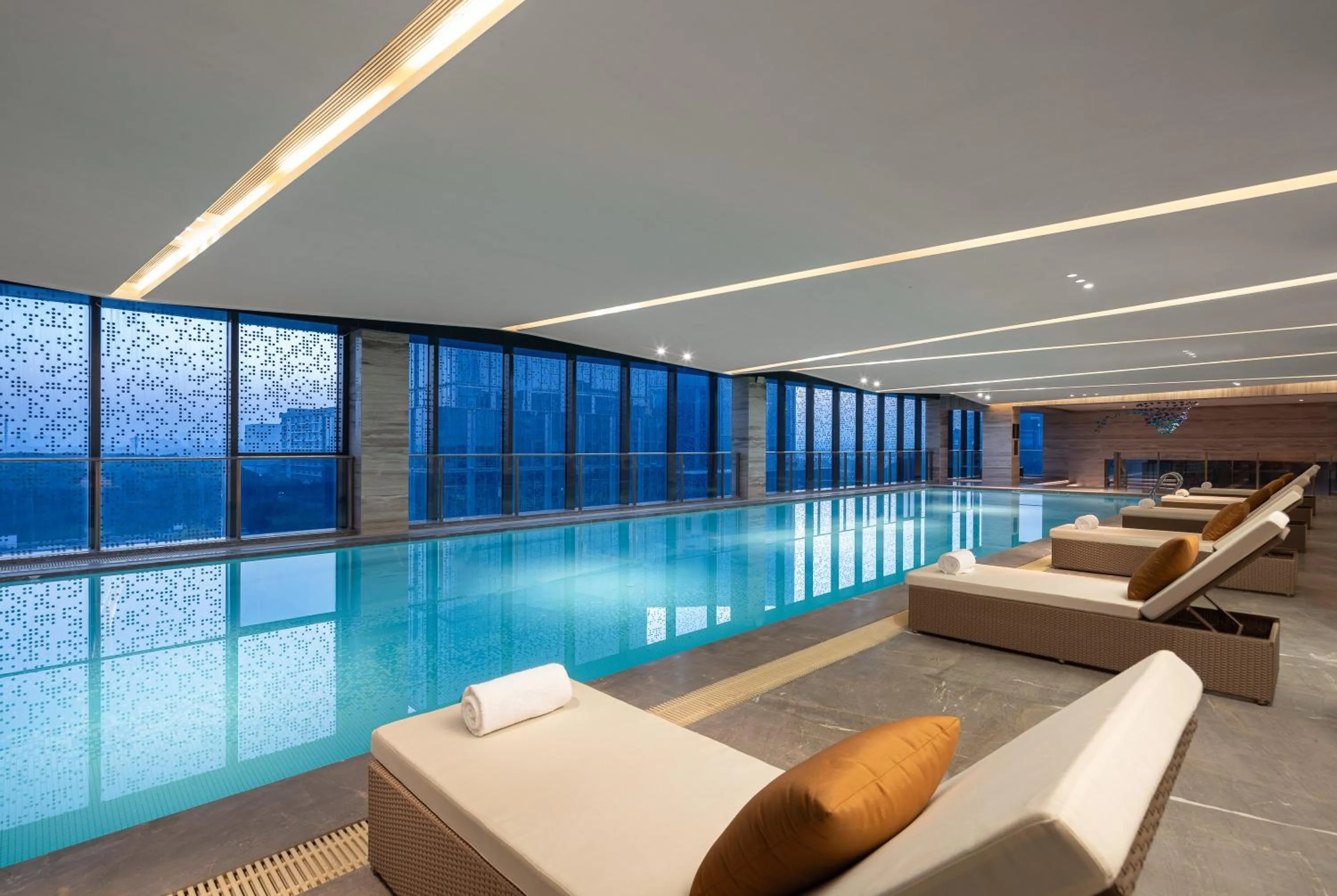 Swimming pool in voco Shanghai Hongqiao Hub by IHG - 20 Mins drive to Shanghai Hongqiao Int'l Airport And NECC