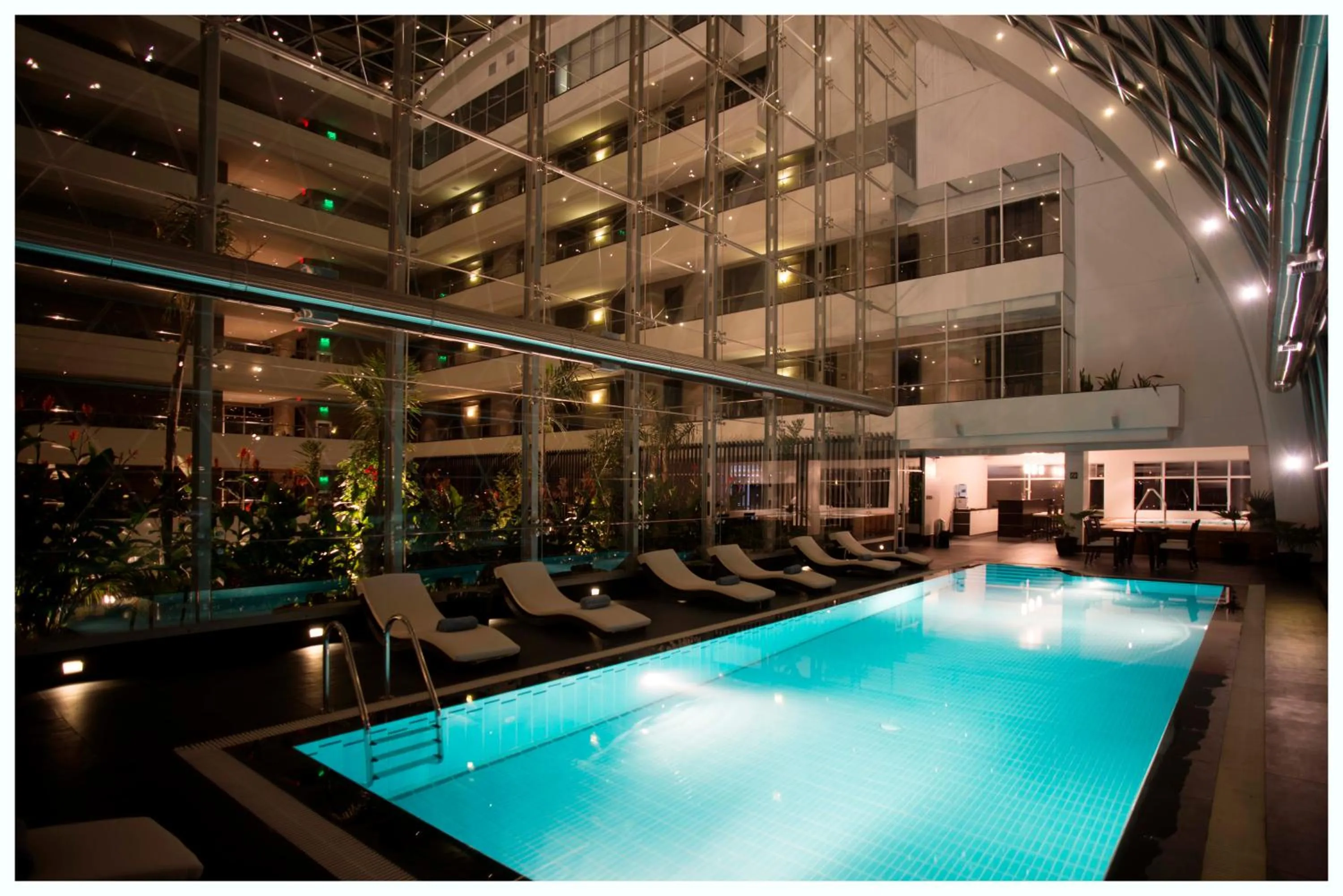 Swimming pool in Casa Grande Hotel