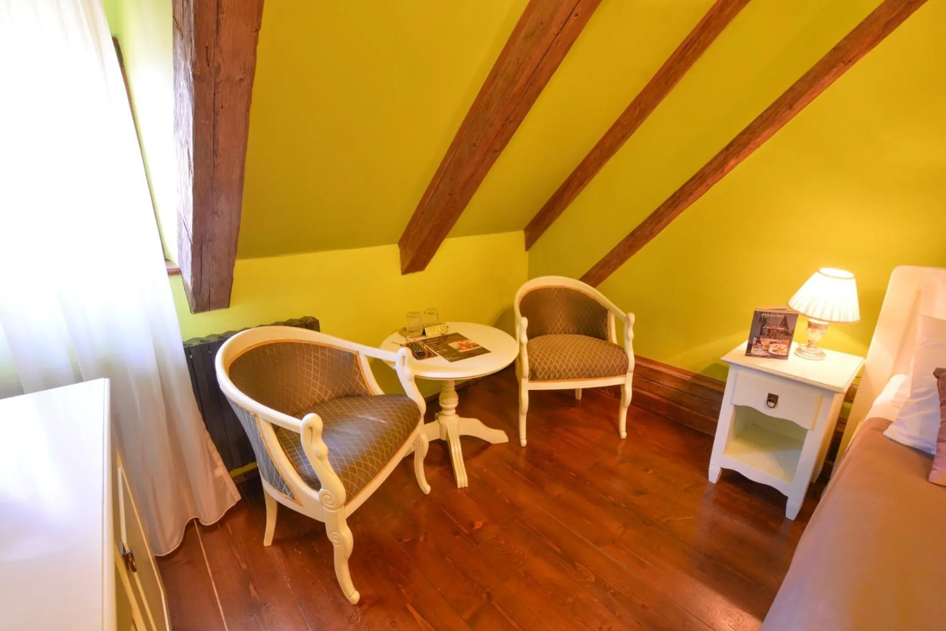 Seating area in Casa Georgius Krauss Sighisoara