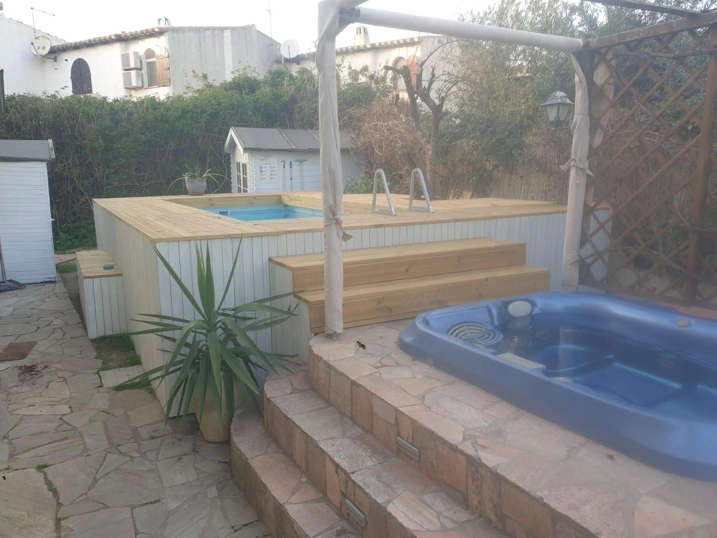 Hot Tub in B&B La Dolce Vita