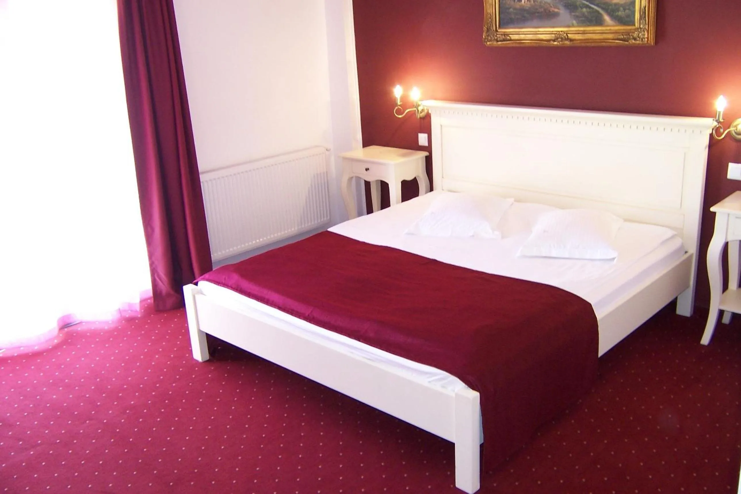 Photo of the whole room, Bed in Pensiunea Velvet