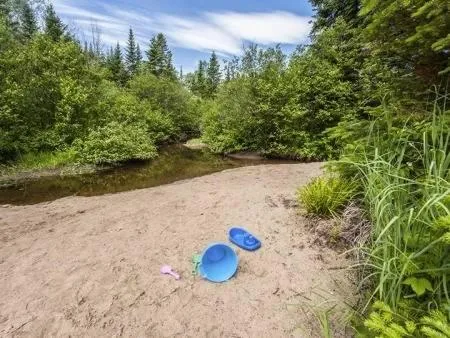 Property building in Le Chalet Le Bois Rond Des Ruisseaux