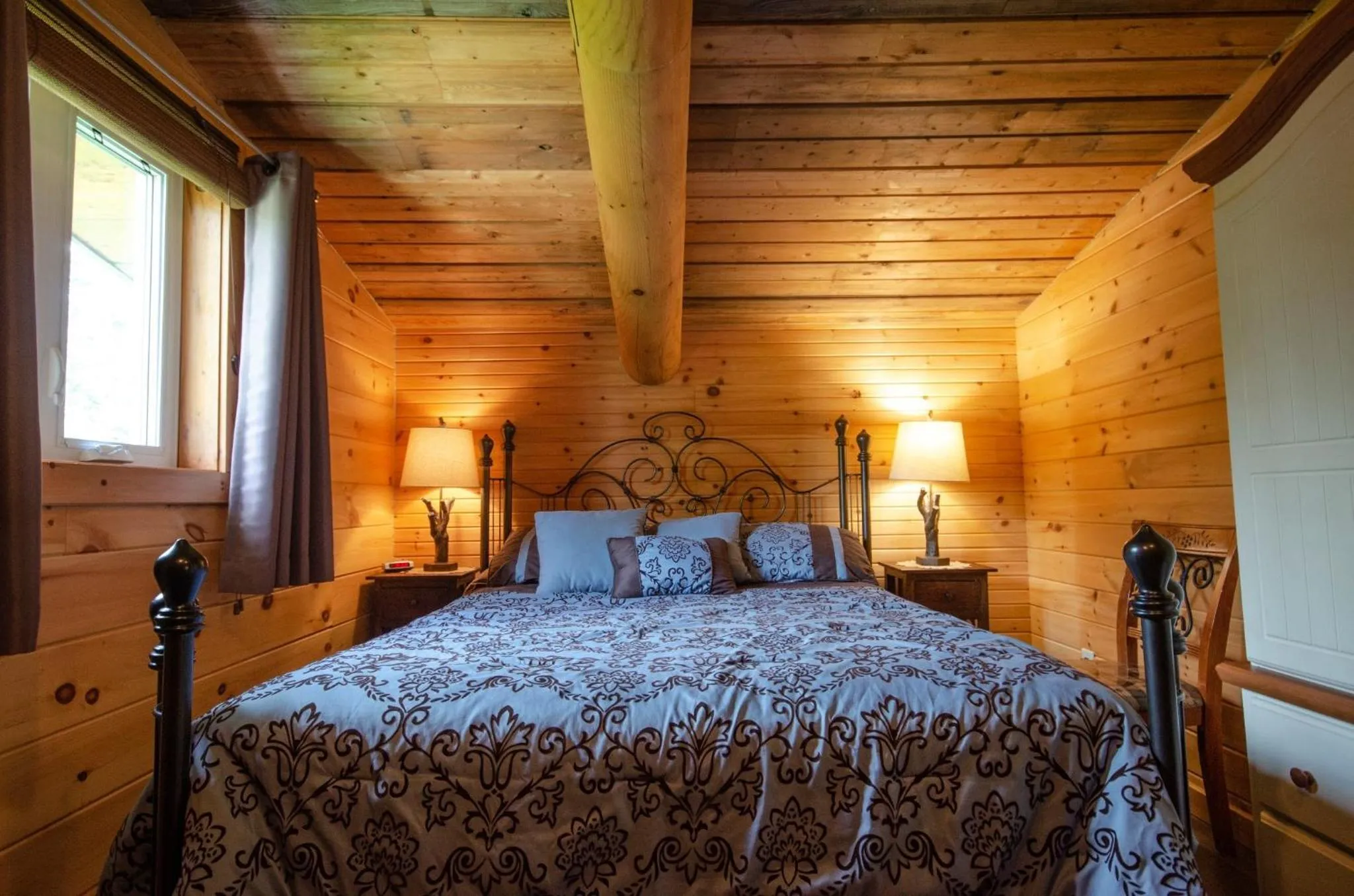 Bedroom, Bed in Le Chalet Le Bois Rond Des Ruisseaux