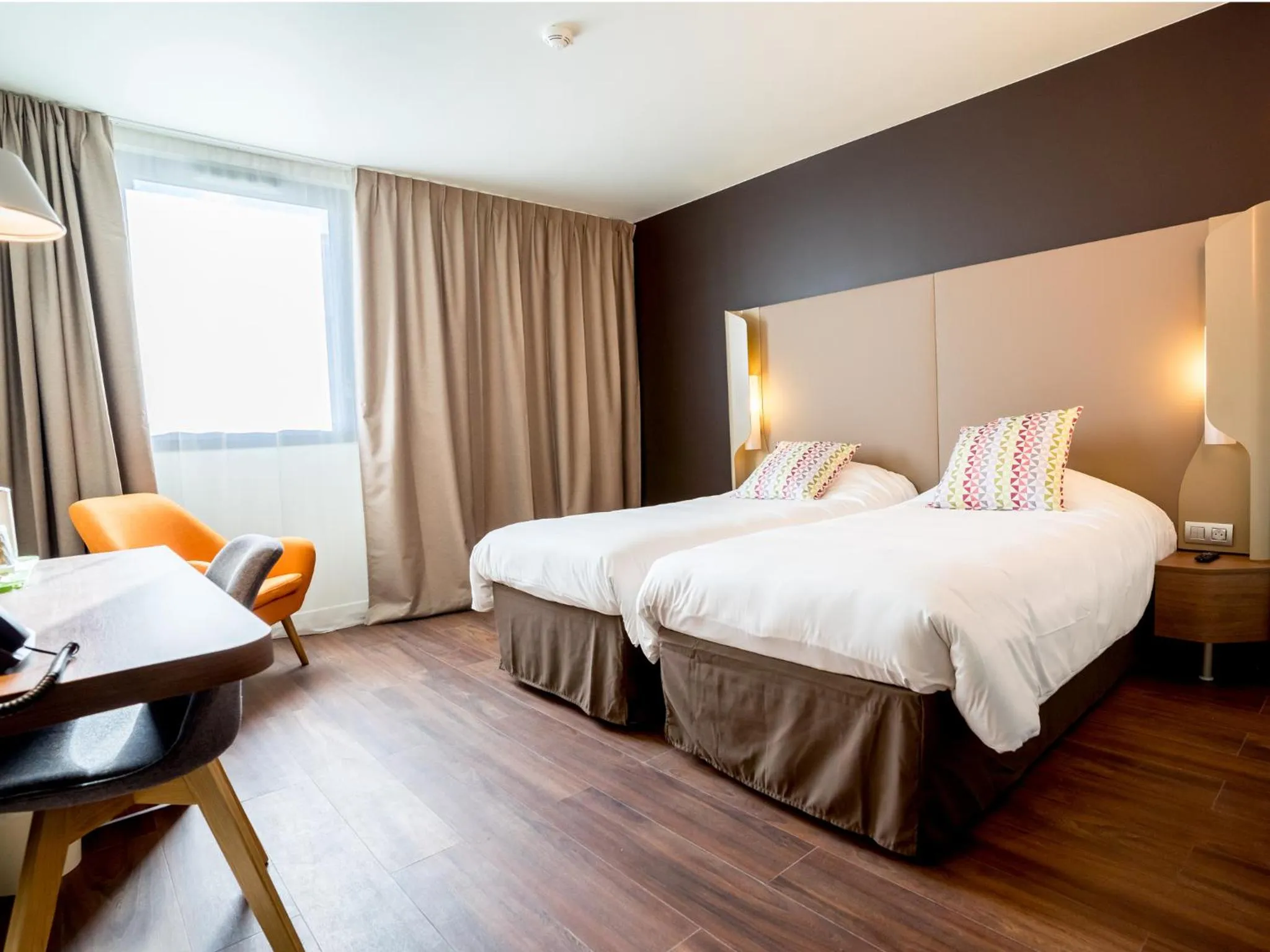 Bed in Campanile Marseille Est - Aubagne