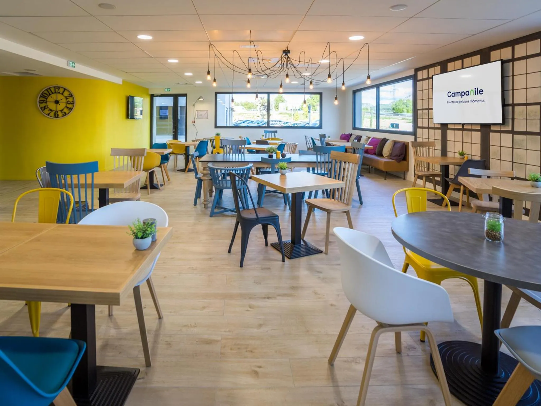 Restaurant/places to eat in Campanile Marseille Est - Aubagne