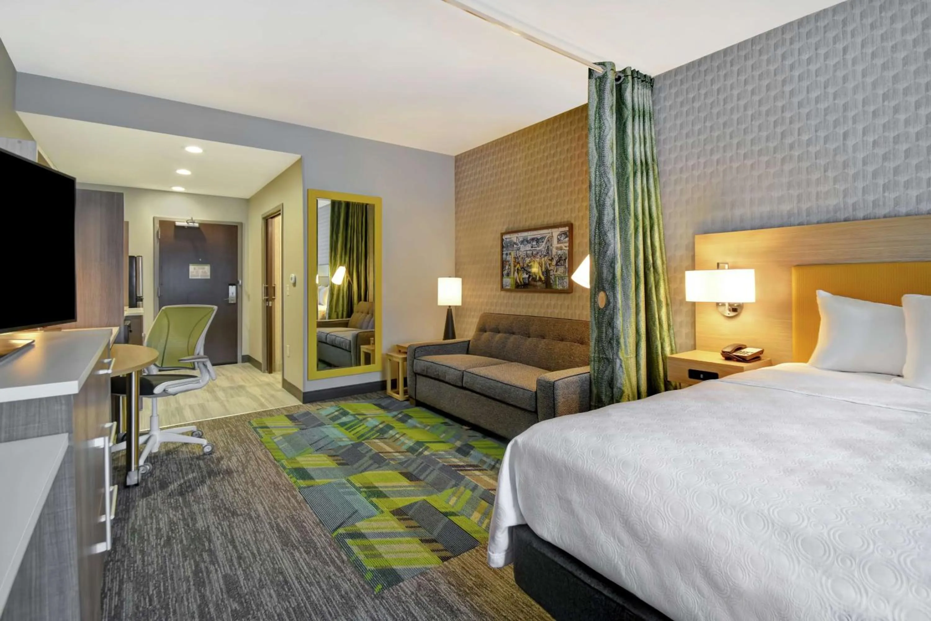 Bedroom, Bed in Home2 Suites By Hilton Taylor Detroit