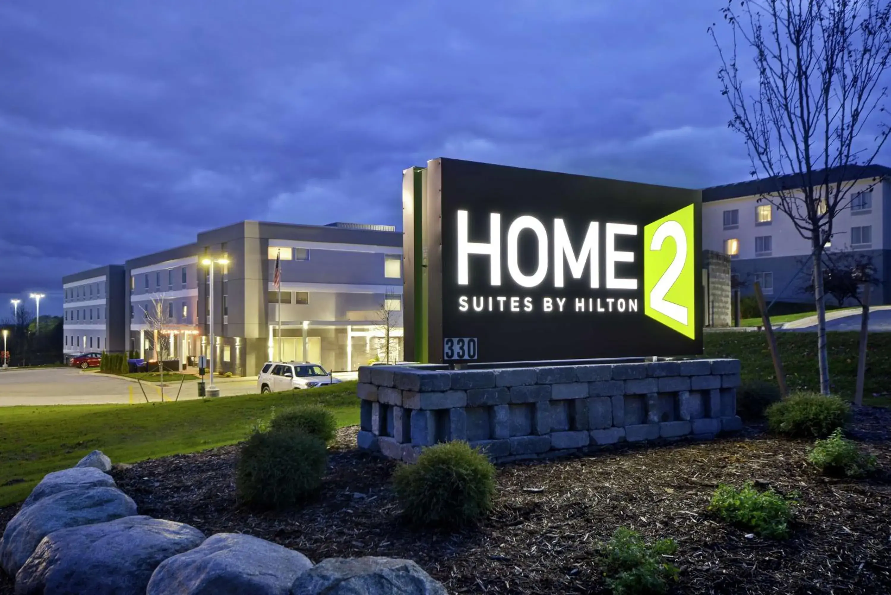 Property building in Home2 Suites By Hilton Grand Rapids North Property building in Home2 Suites By Hilton Grand Rapids North