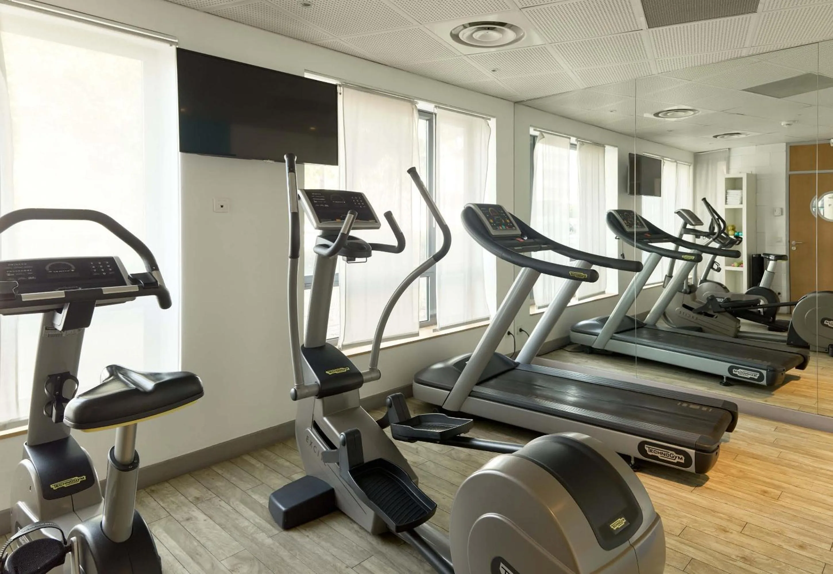 Sports in B&B HOTEL Paris Grand Roissy CDG Aéroport 4 étoiles