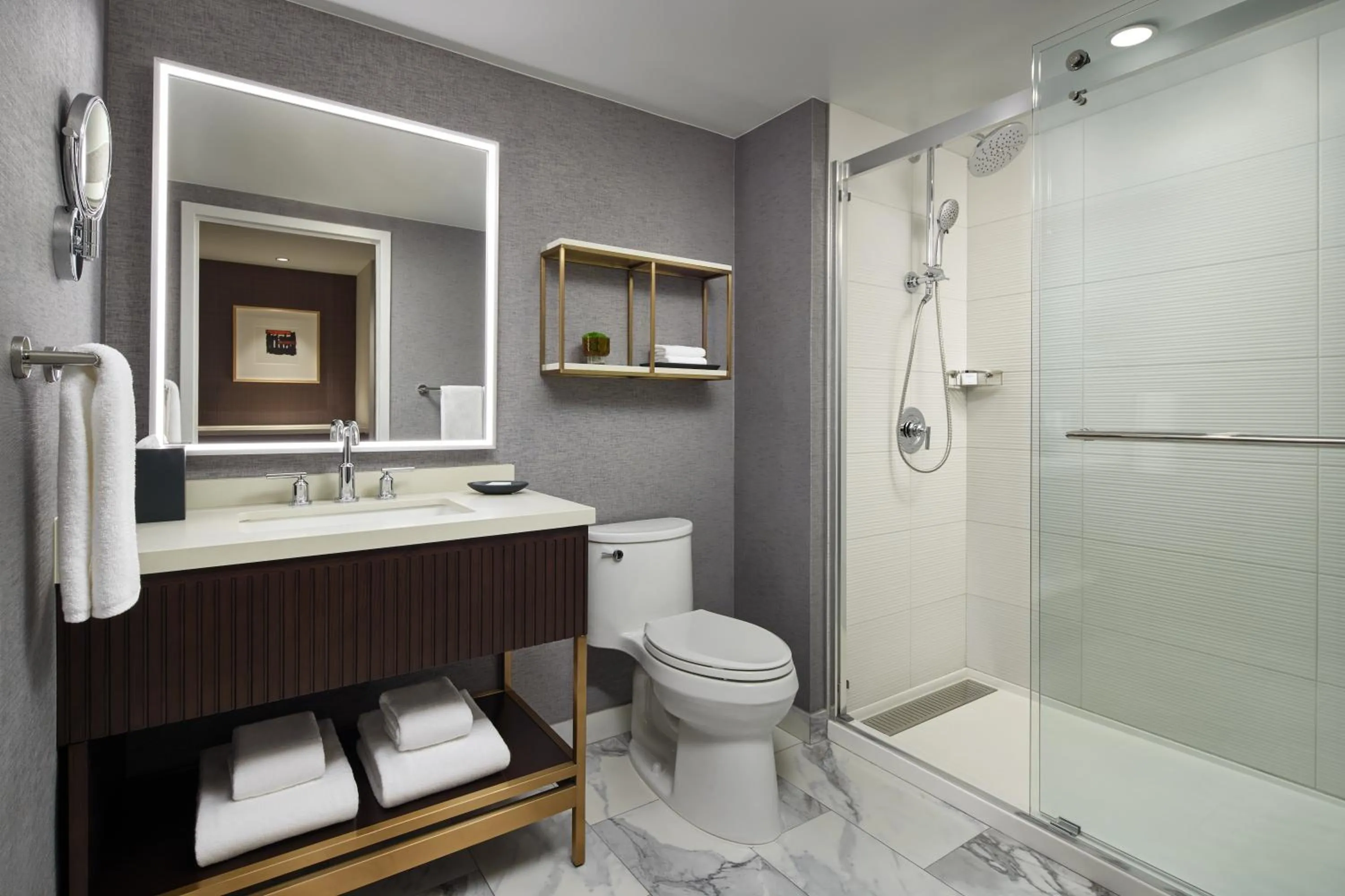 Bathroom in Grand Hyatt Washington