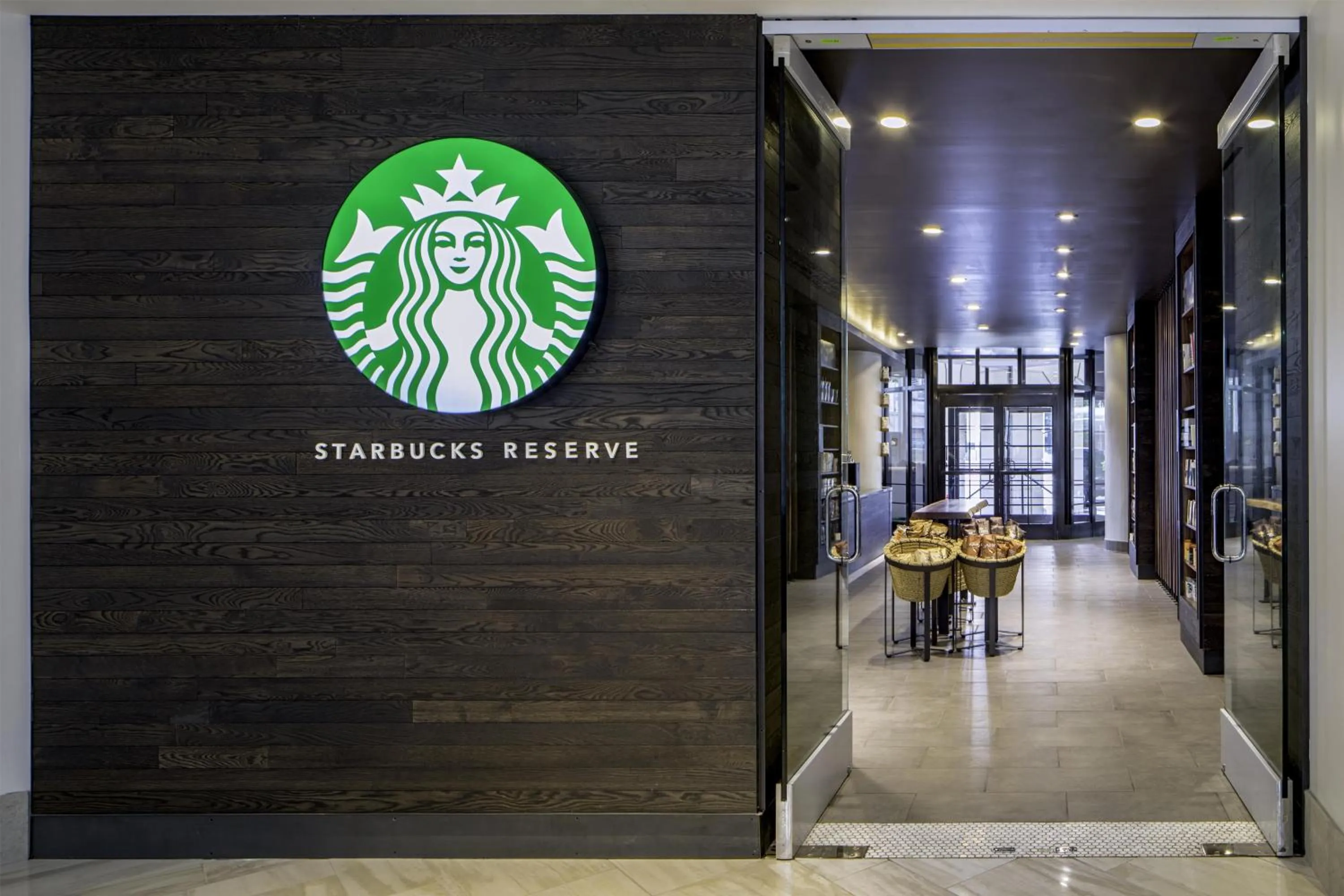 Restaurant/places to eat in Grand Hyatt Washington